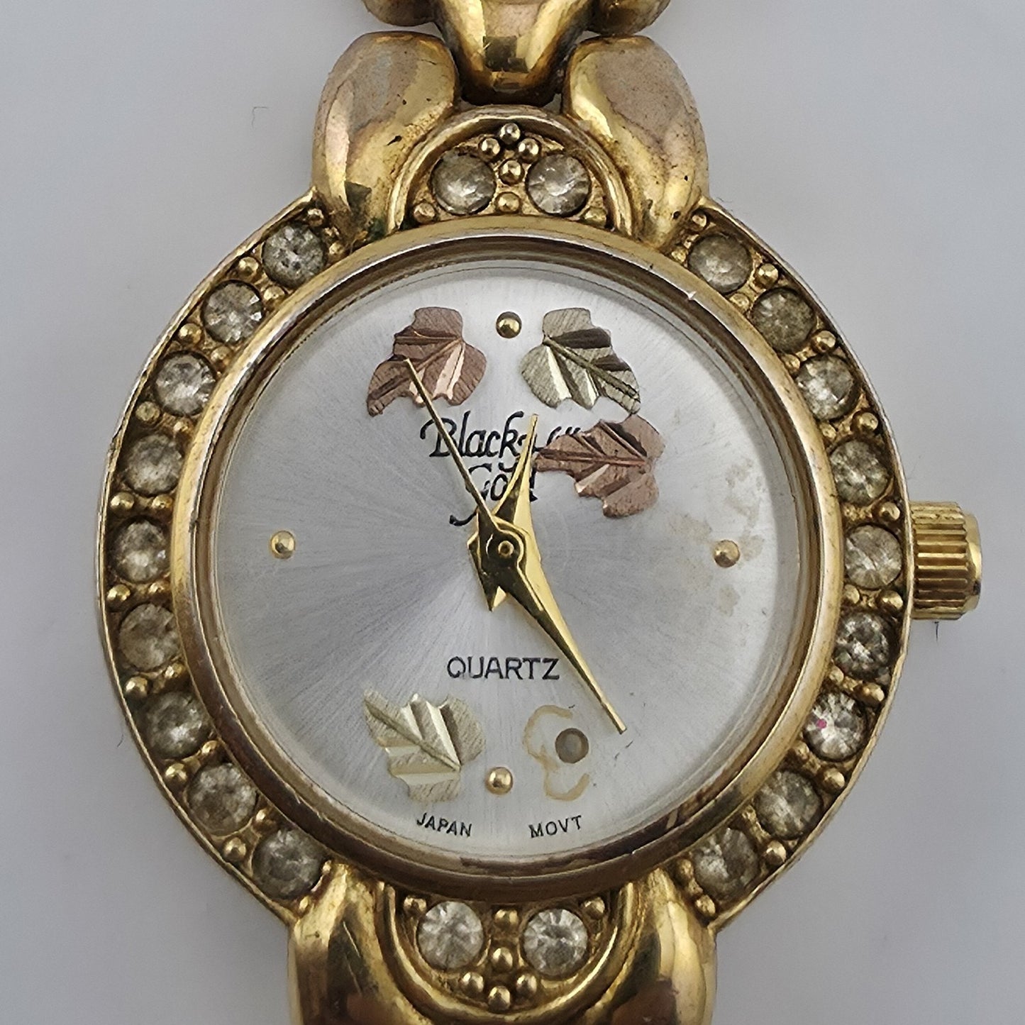 Black Hills Gold Quartz Women’s Watch Gold Tone Leaf Dial Working 6.75"