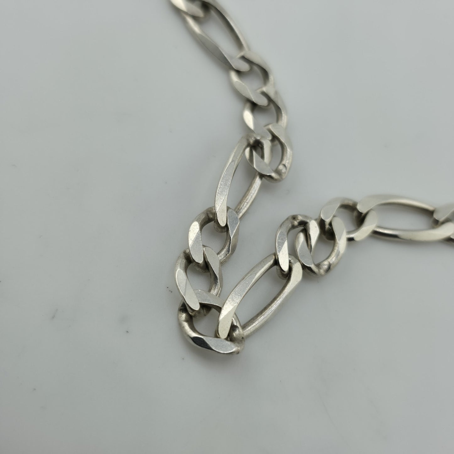 Sterling Silver Figaro Link Chain Necklace 52.9g 26 inches Italy 925 Vintage