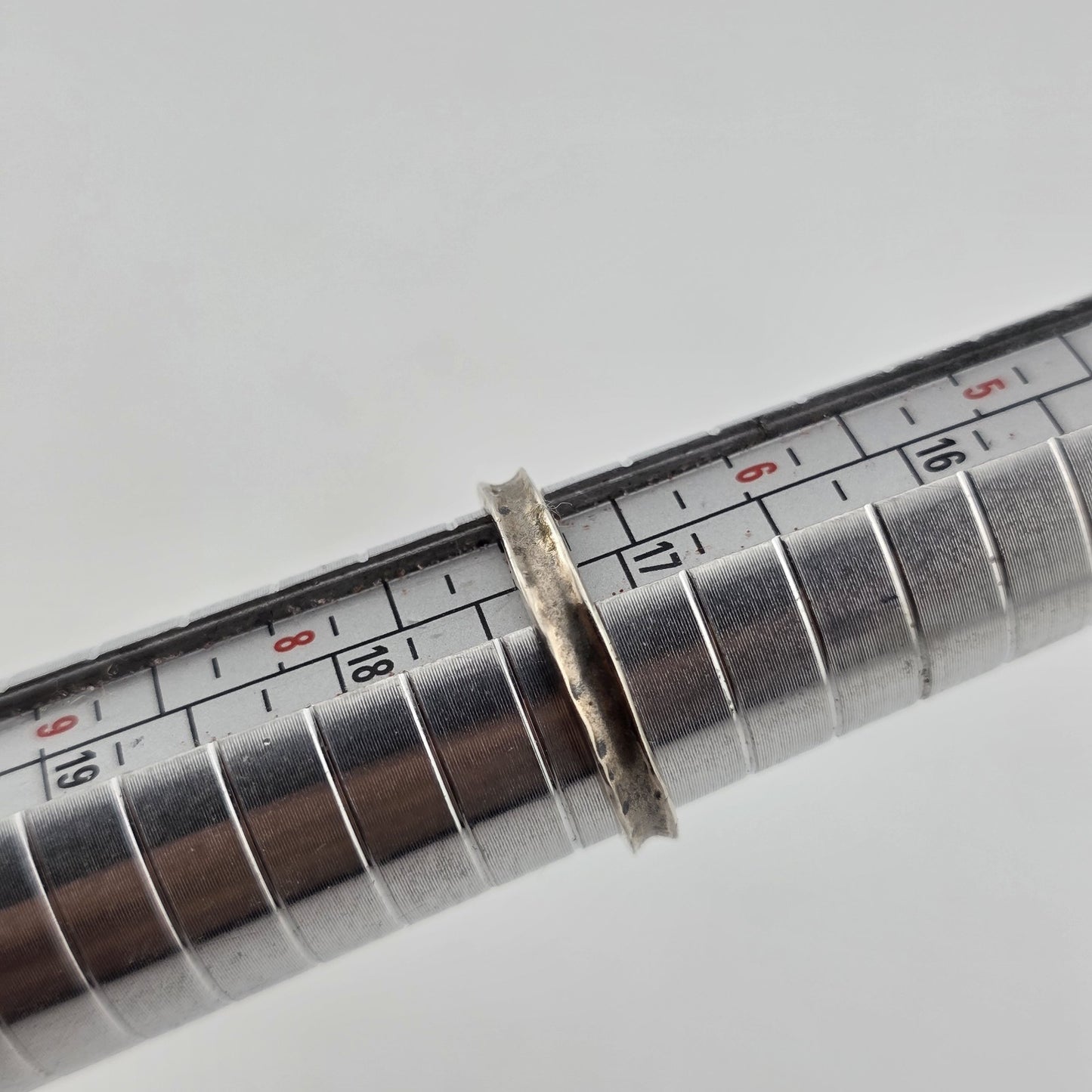 SILPADA RING STERLING 925 HAMMERED STACKABLE CONCAVE SIZE 7