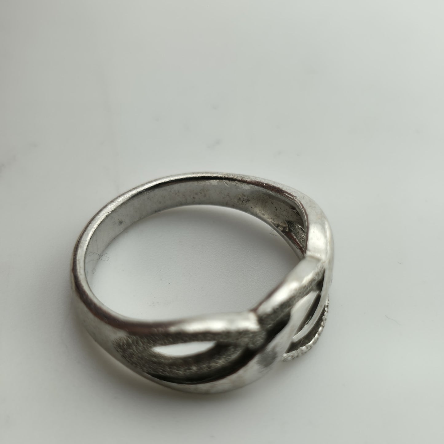 Vintage Sterling Silver Ring  925 Intertwined Design Size 7.5
