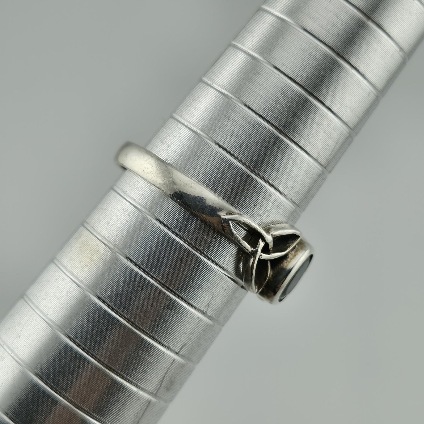 925 Sterling Silver Ring Celtic Trinity Knot Agate Blue Stone Size 8.75