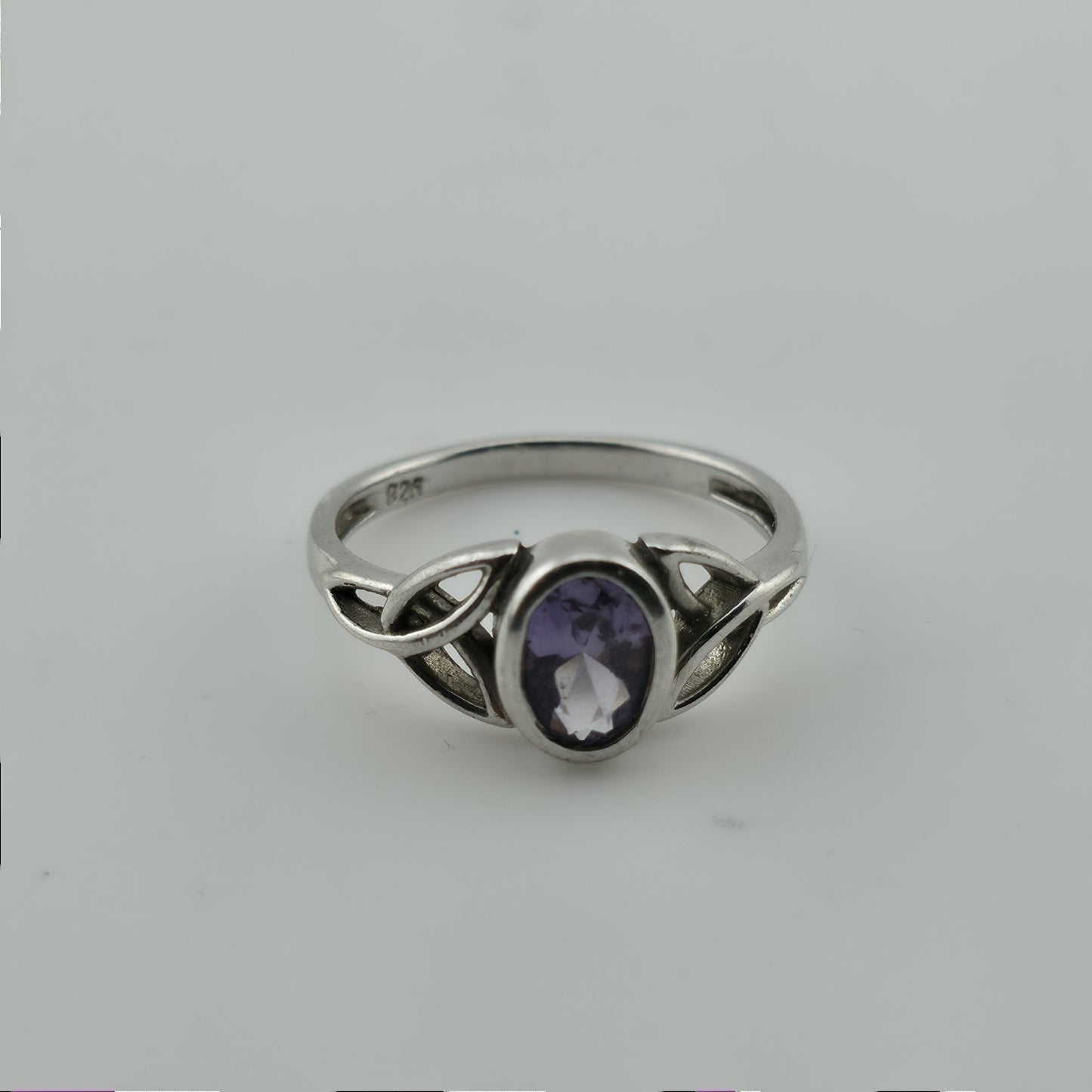 Sterling Silver Ring 925 Celtic Trinity Knot purple Amethyst Stone Size 6.5
