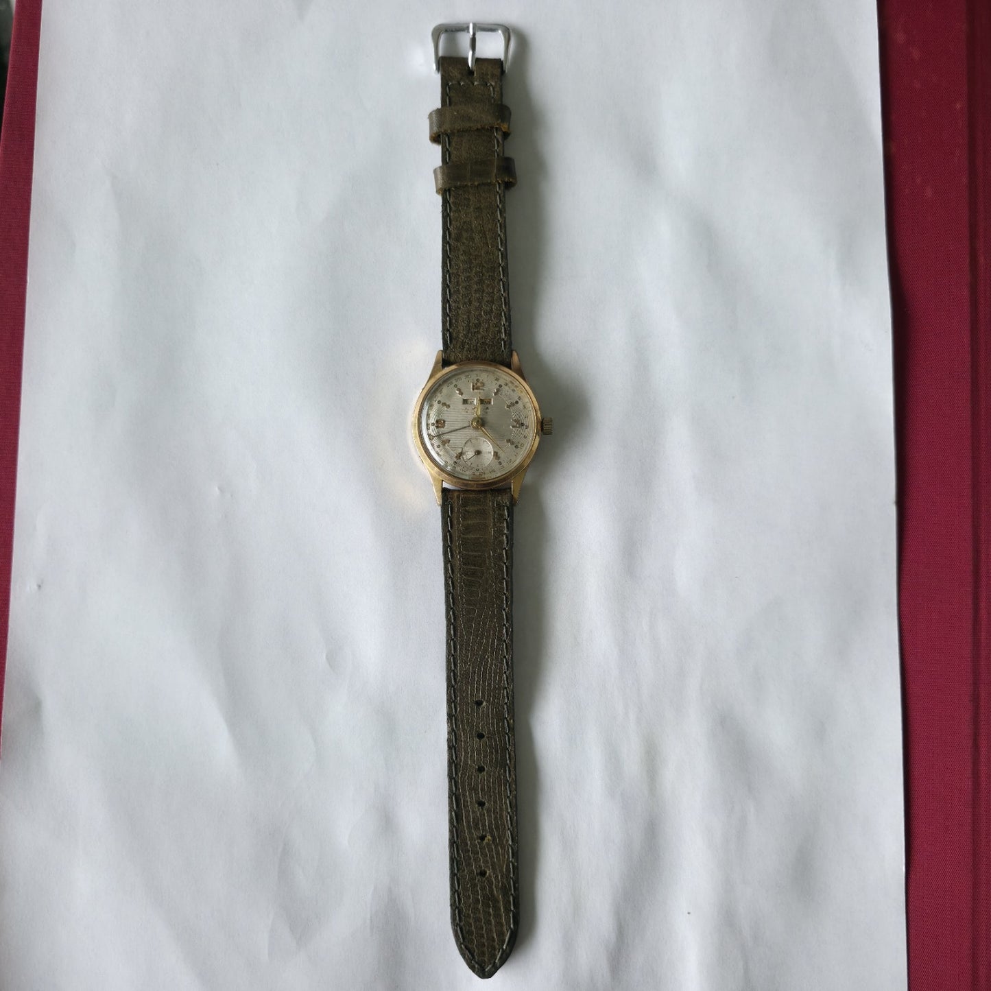 Invicta Triple Calendar Watch 1950s Vintage Champagne Dial Rare Manual Wind Work