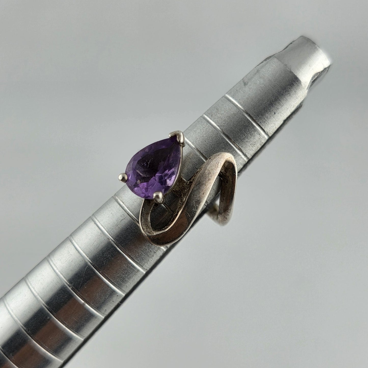 925 Sterling Silver Ring Pear Cut Amethyst Unique Modernist 3.25 Vintage Artisan