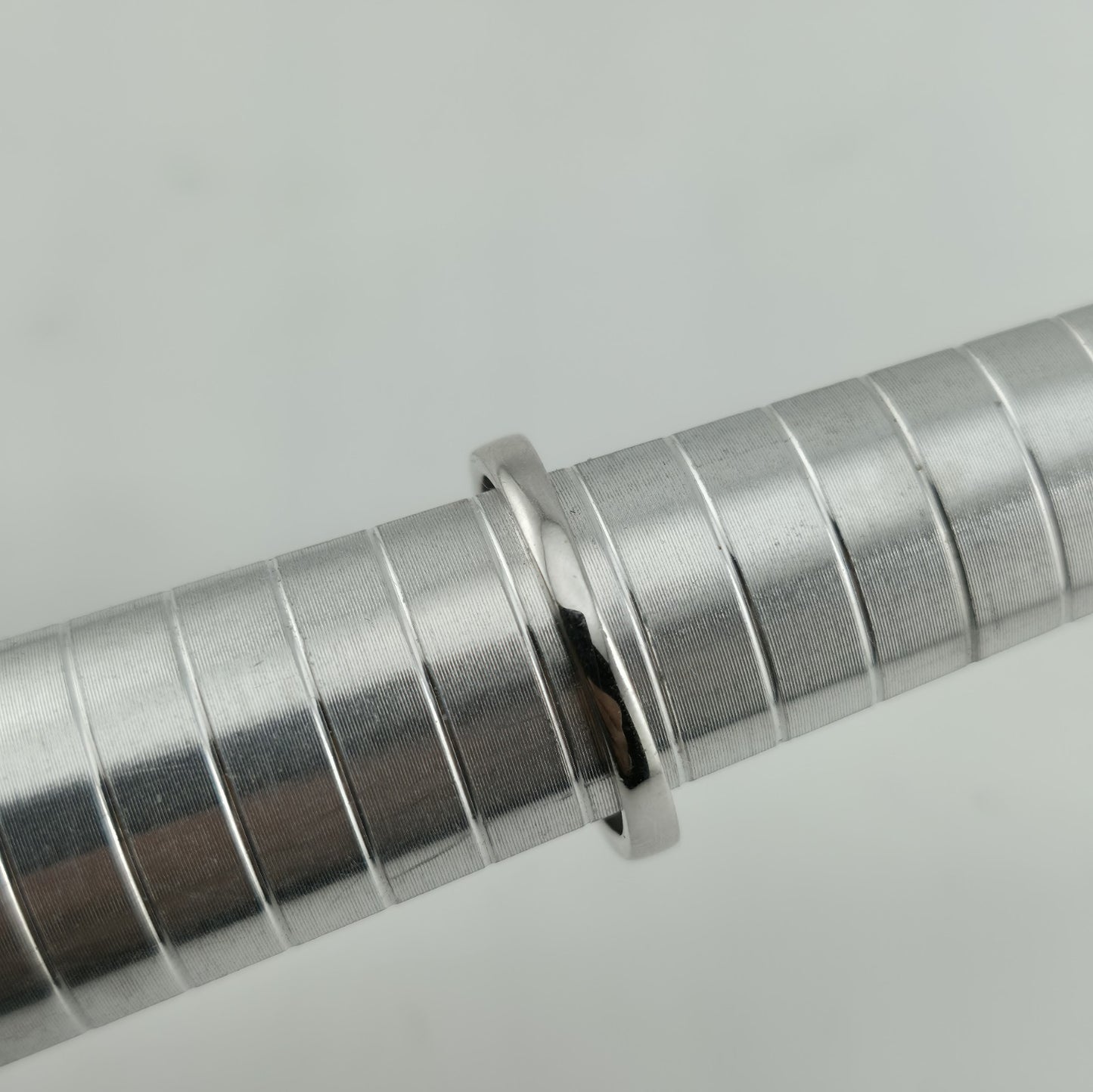 925 STERLING SILVER RING BAND WITH CZ STONE 7