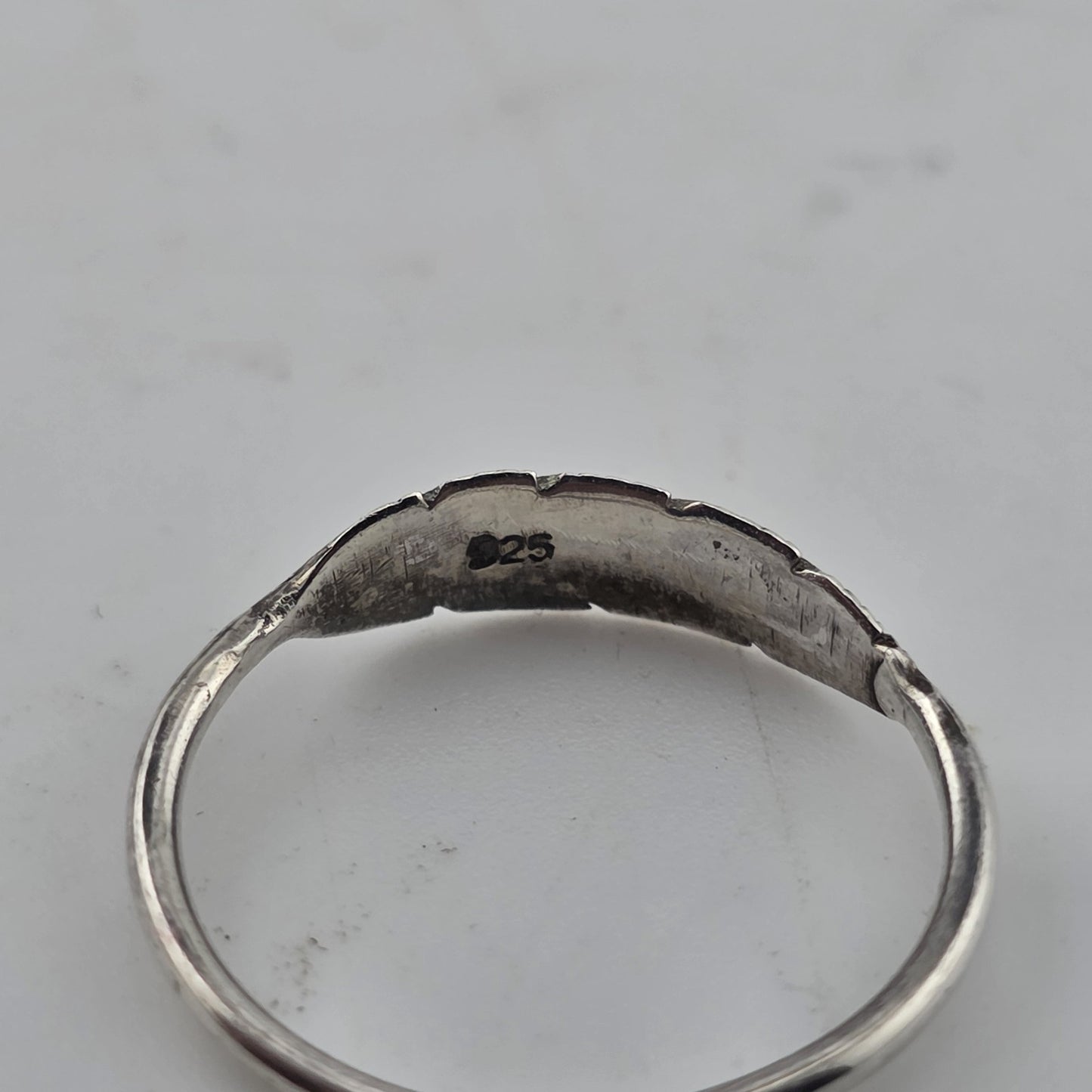 925 Sterling Silver Ring Tiny Feather Dainty Boho Minimalist Jewelry Size 5.75