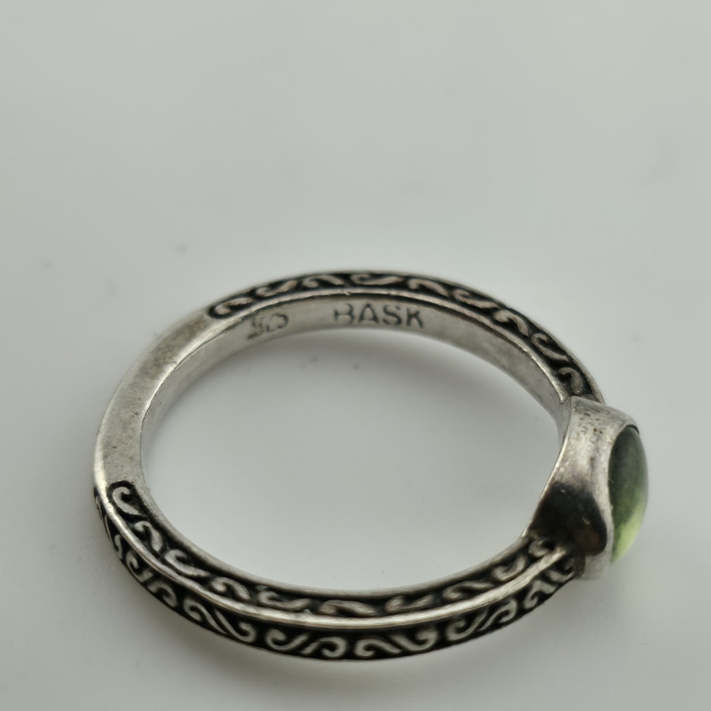 Bask ring sterling silver peridot cabochon band 925 Artisan Stackable 5.75