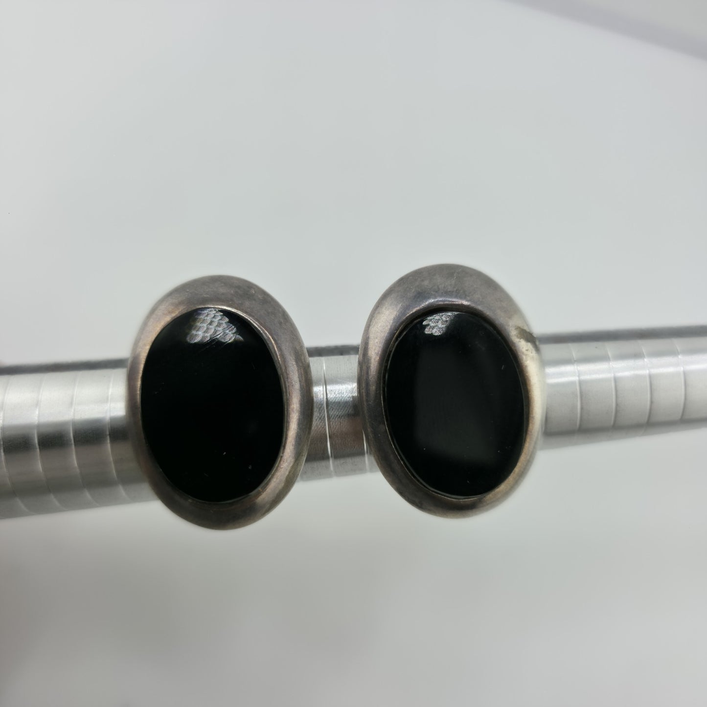 ZINA 925 Sterling Silver Clip On Earrings Vintage Black Onyx Dome Non Pierce