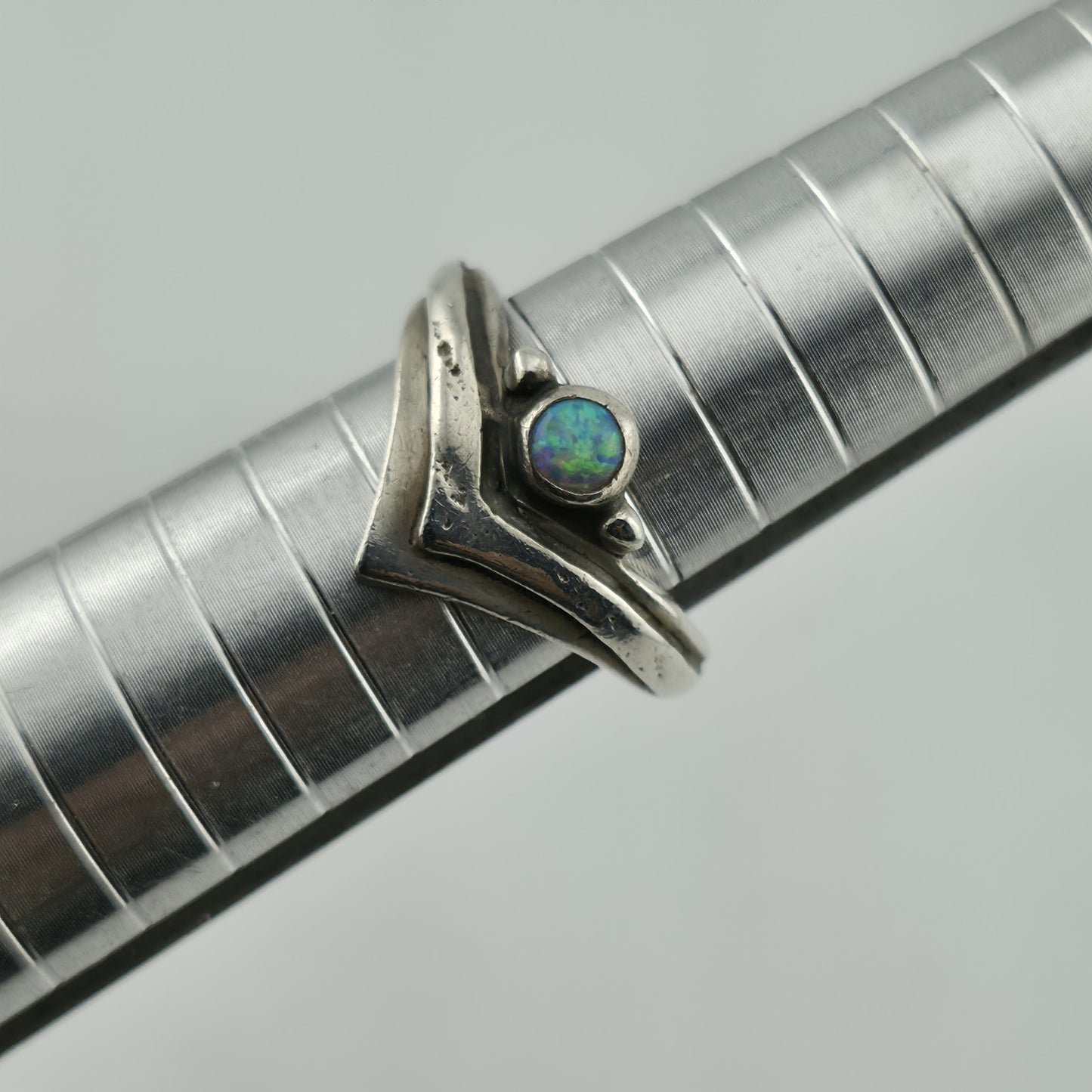 925 Sterling Silver V Shape White Lab Opal Silver Chevron Rings 8.25