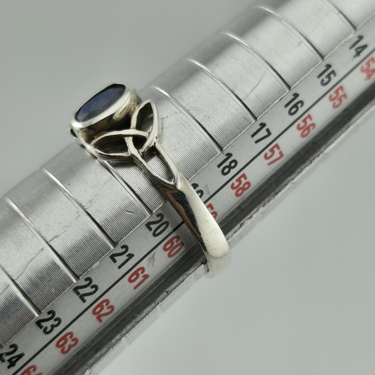 925 Sterling Silver Ring Celtic Trinity Knot Agate Blue Stone Size 8.75