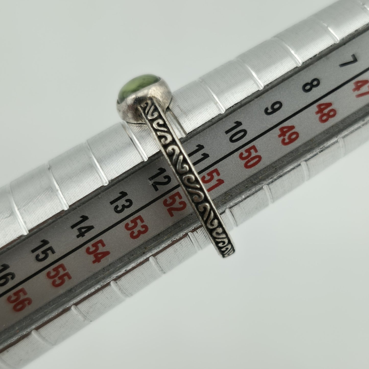 Bask ring sterling silver peridot cabochon band 925 Artisan Stackable 5.75