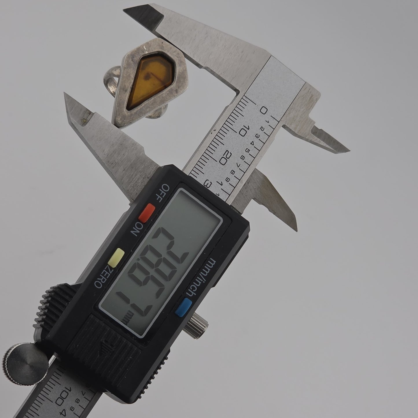 Amber 925 Sterling Silver Ring 7.5 MCM Chunky Teardrop Coffin Vintage Rare