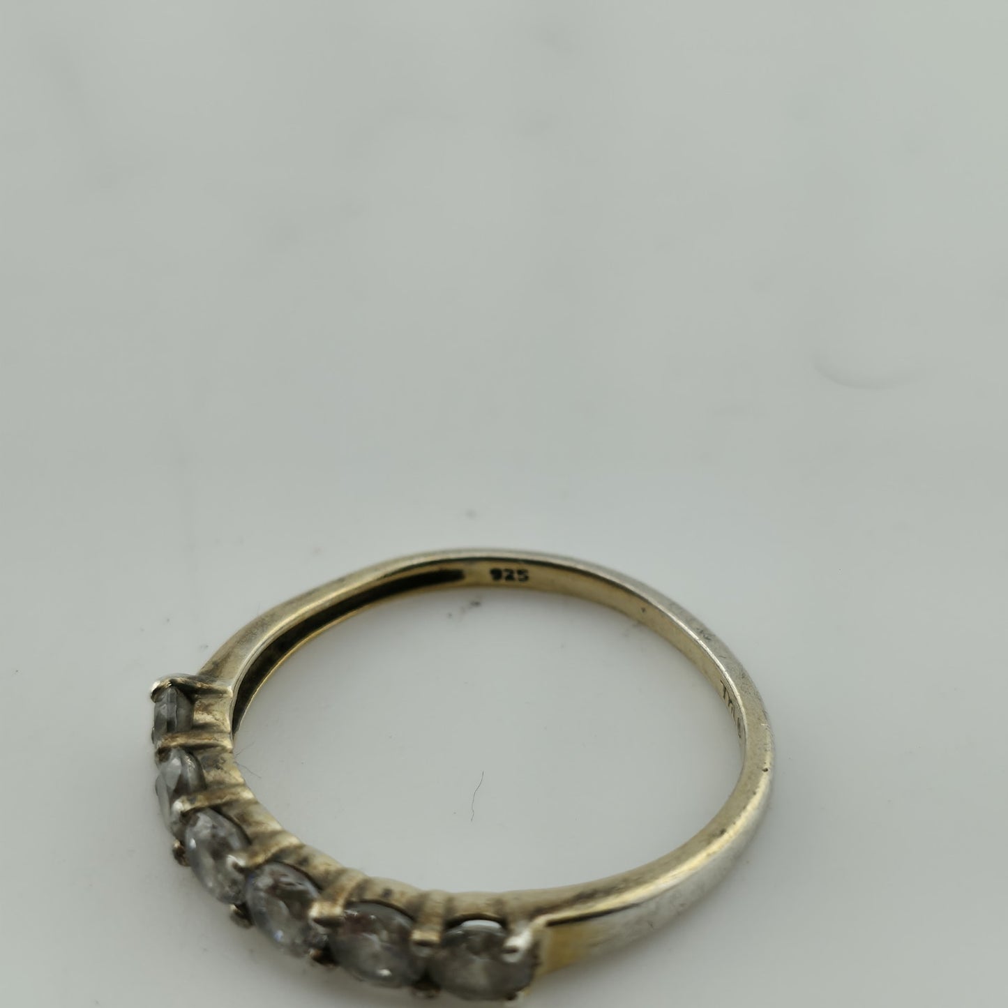 Ring Sterling Silver Sackable Band White Colorless Stone Cute Jewelry Size 7