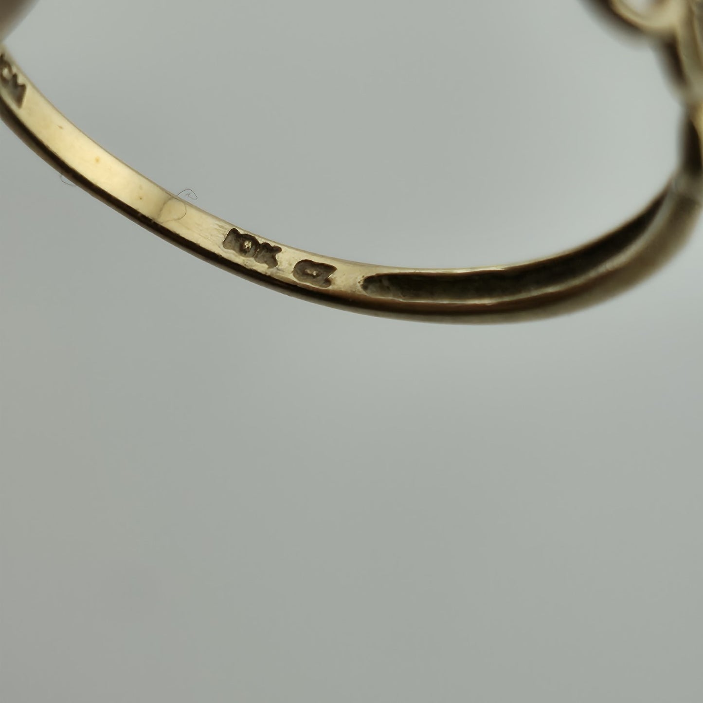 10K Yellow Gold Ring Heart Shaped Pink CZ Stone Size 7.5 1g Vintage