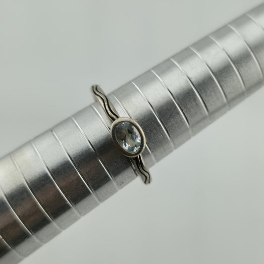 Sterling Silver Ring Blue Stone Size 9.25 Stackable Dainty Cute Artisan