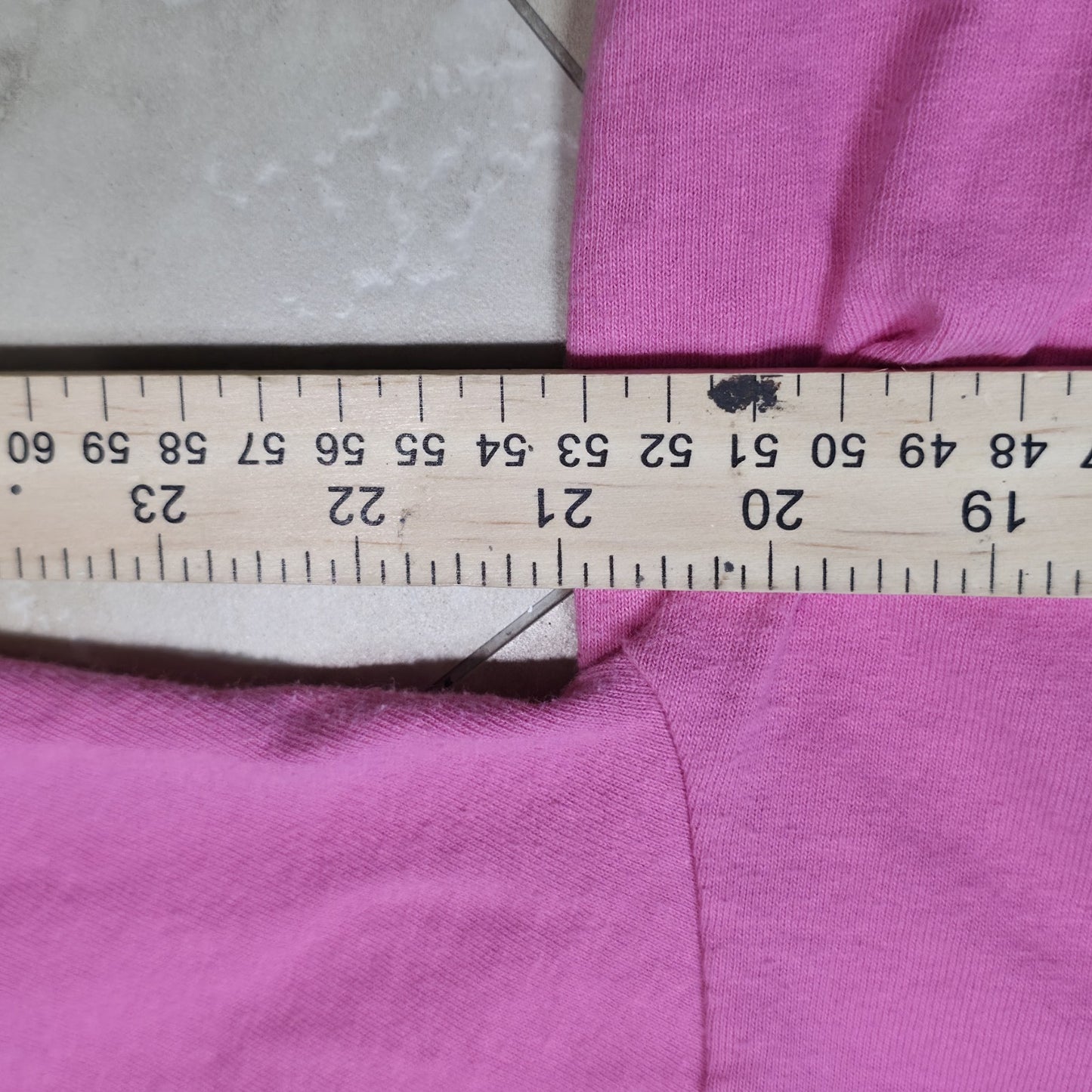 Vintage V for Vegetarian Shirt Men’s Large Pink Graphic Slogan Tee Y2K Vegan