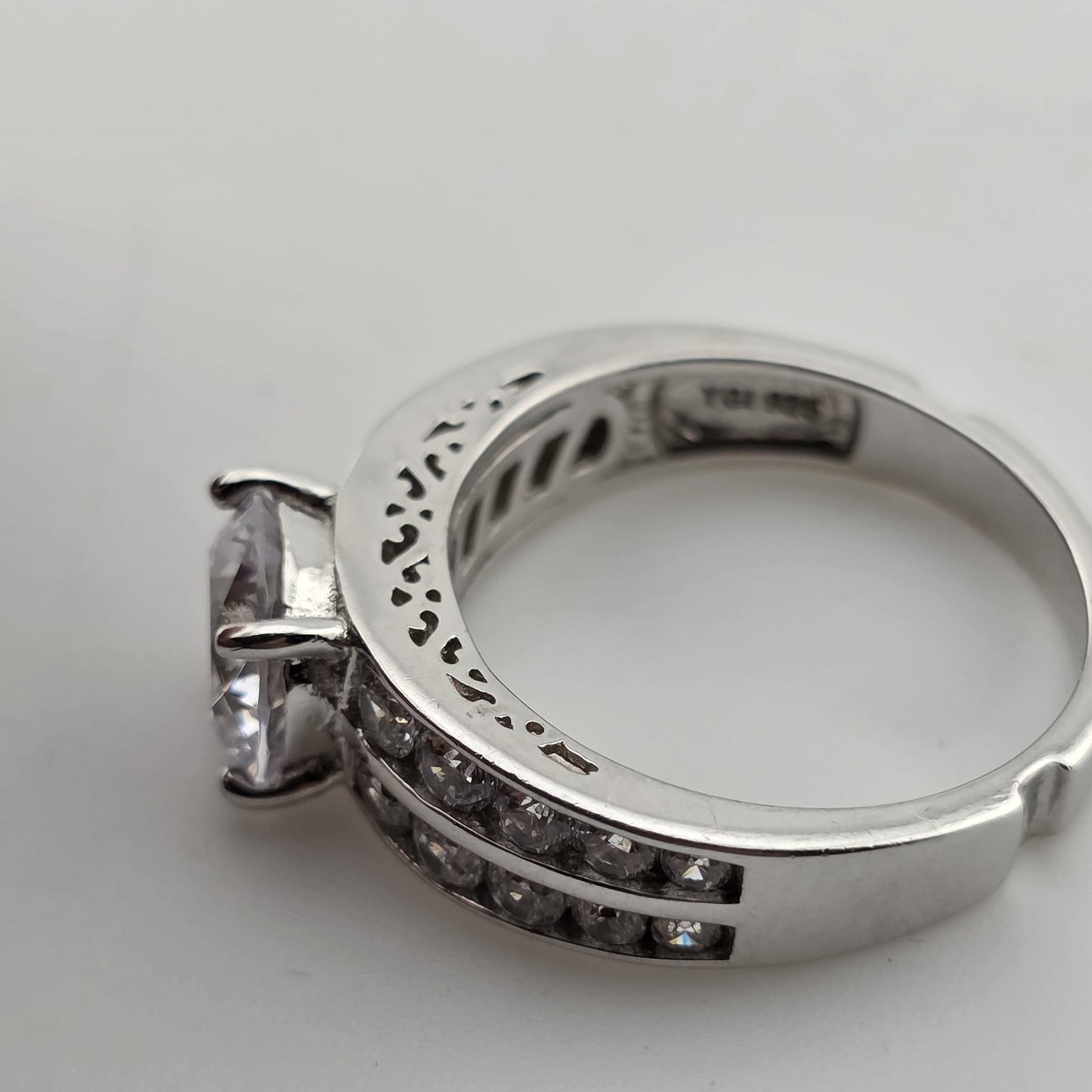 Sterling Silver Cubic Zirconia Engagement Wedding Ring 7 Solitaire Style 925