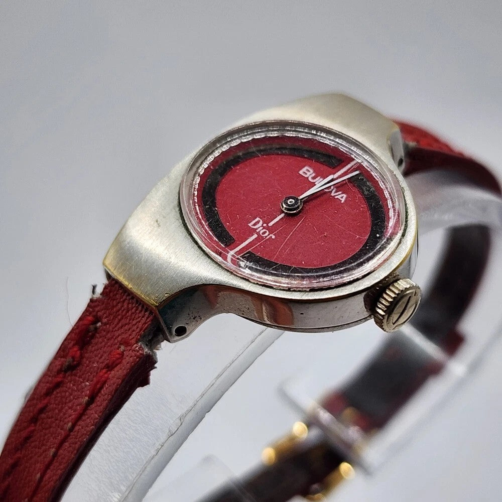 Christian Dior Watch Collaboration Vintage 1970s Ladies Reference 861913 Red