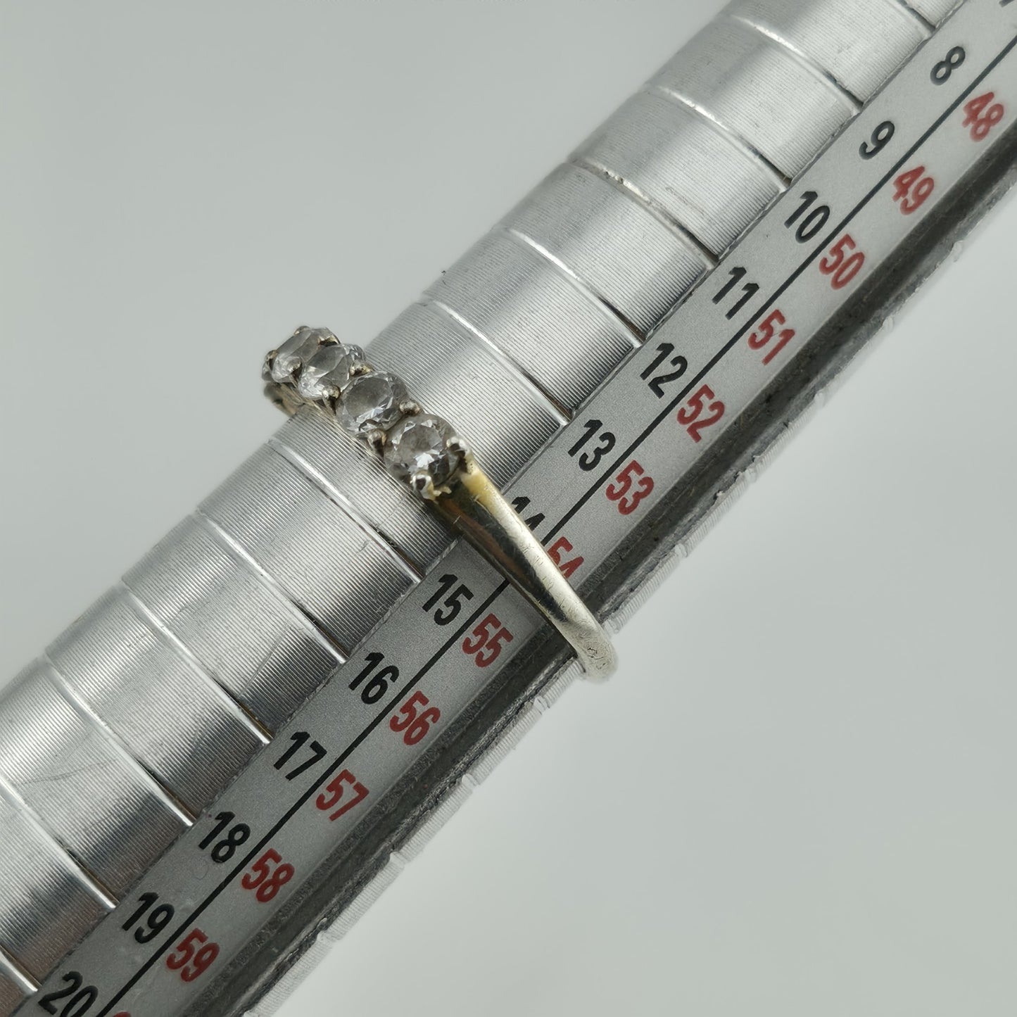 Ring Sterling Silver Sackable Band White Colorless Stone Cute Jewelry Size 7