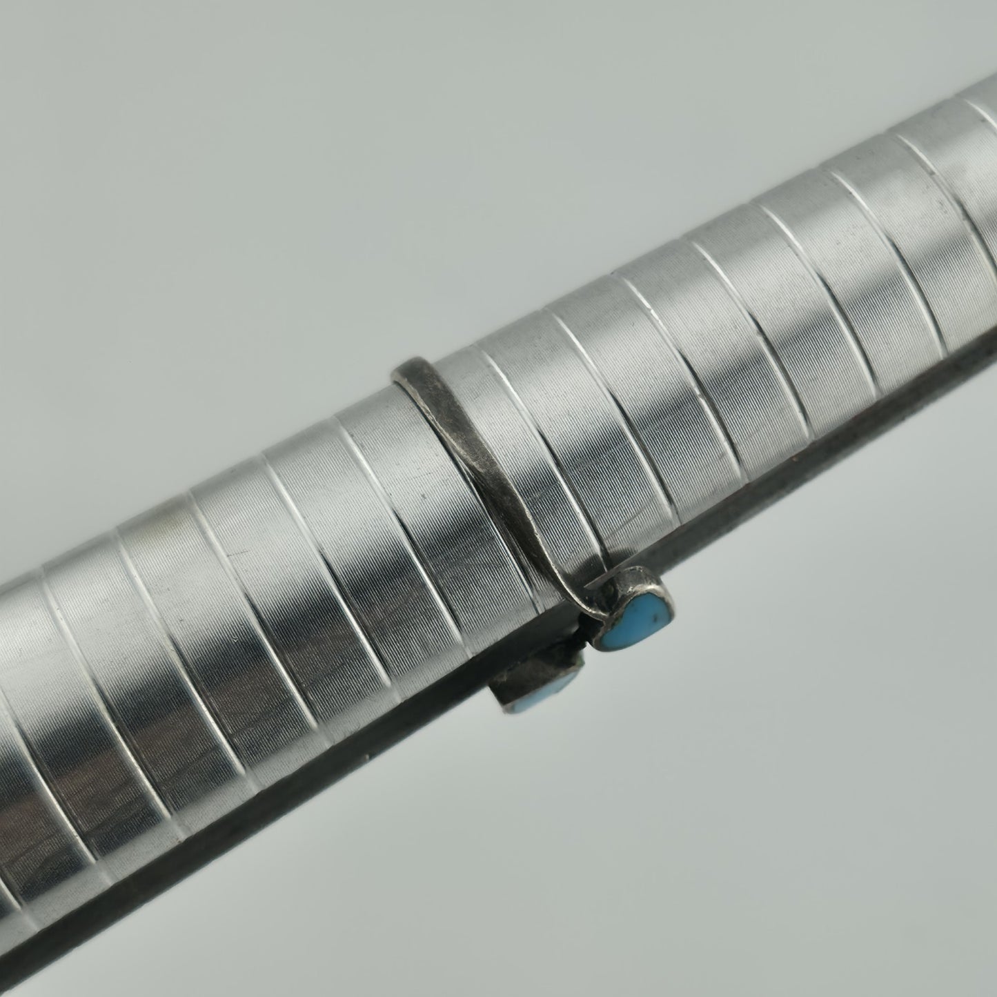 Ring Sterling Silver Tiny Crushed Turquoise Double Heart Love Size 8.50 Vintage