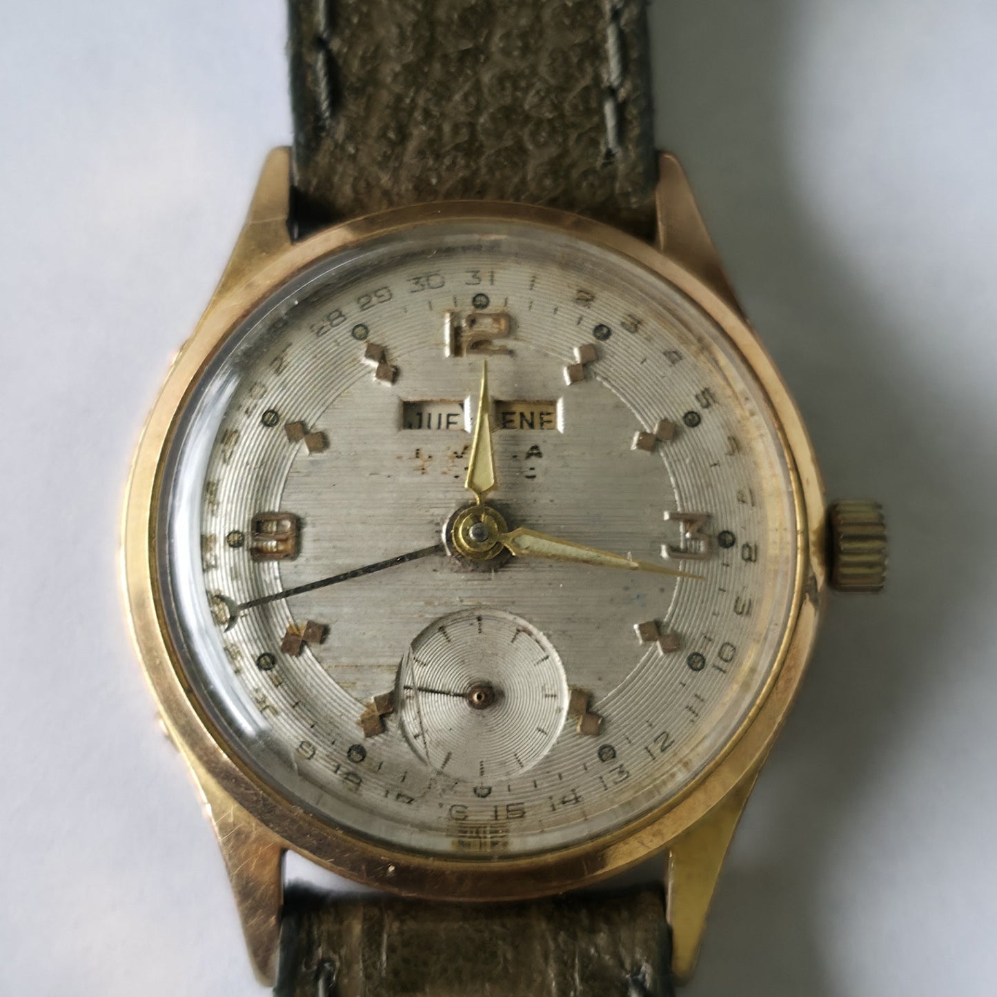 Invicta Triple Calendar Watch 1950s Vintage Champagne Dial Rare Manual Wind Work