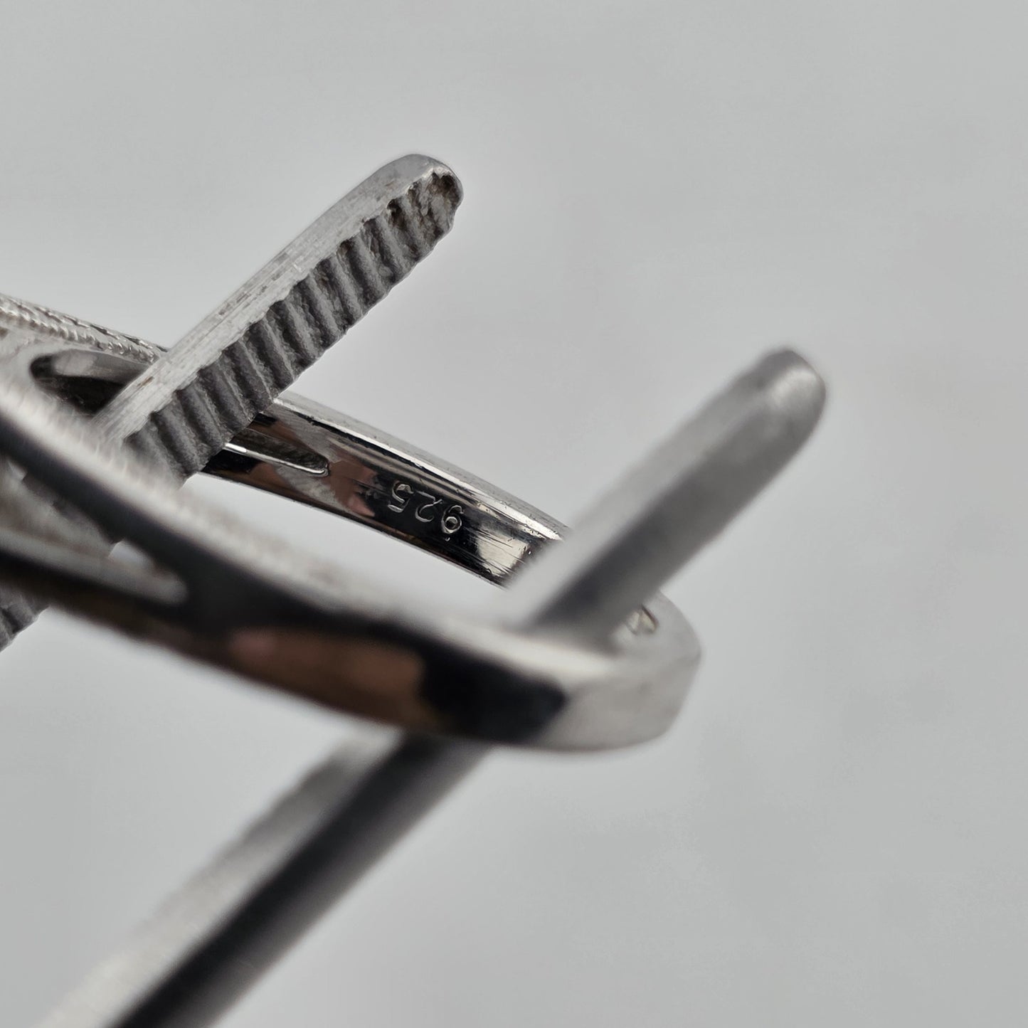 925 Sterling Silver Ring CZ ENGAGEMENT LADY Cute Eiffel tower Size 6.75