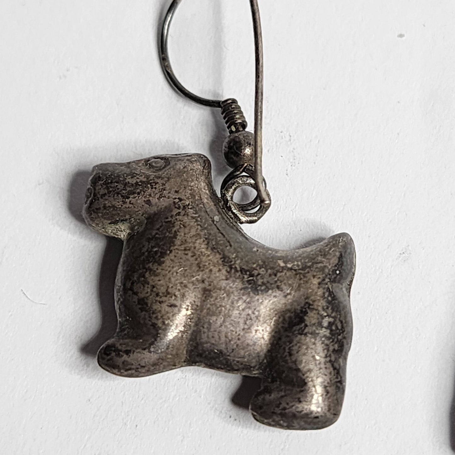 925 Sterling Silver Earrings Scottish terrier Dog Vintage Hollow Tarnish patina