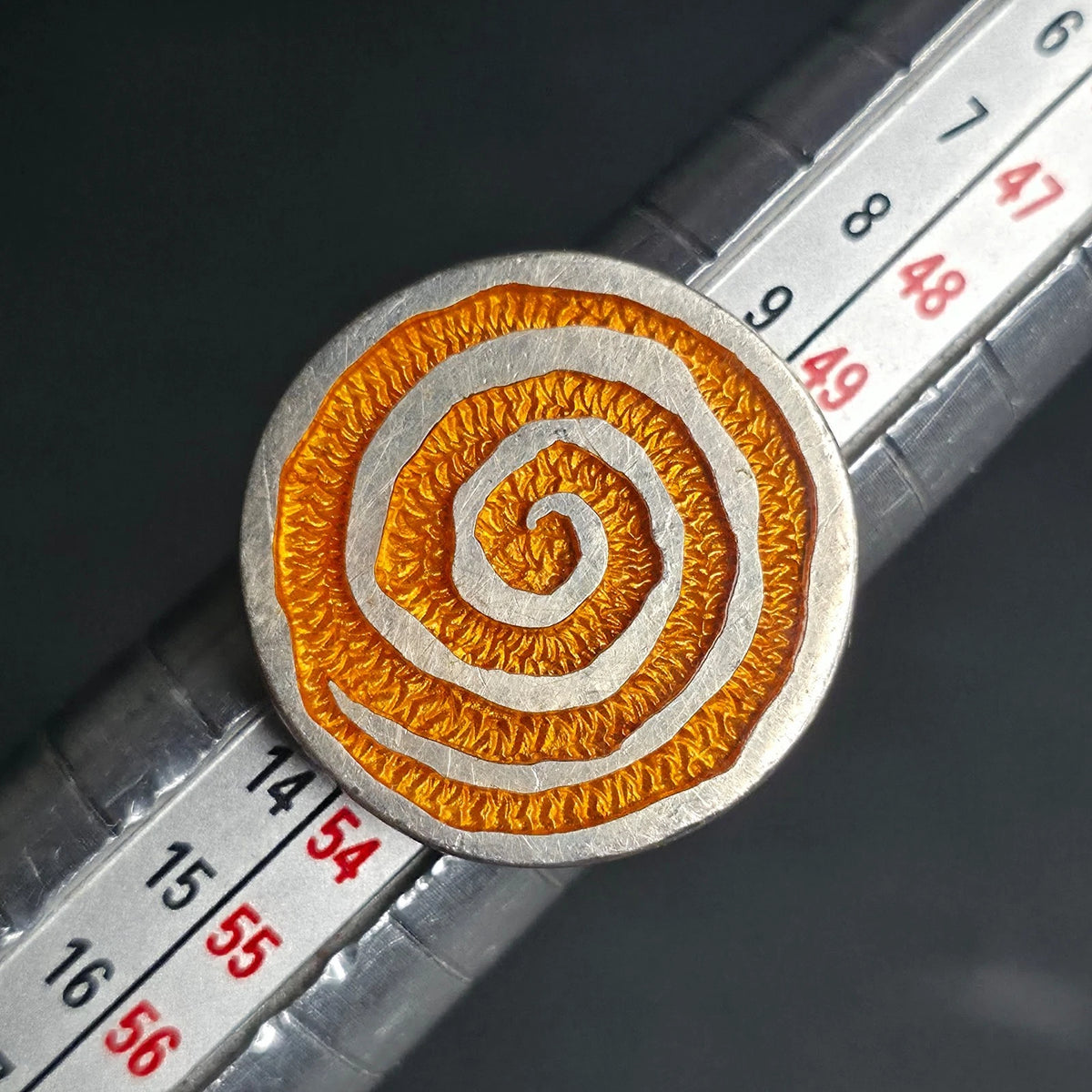 Sterling Silver Round Dome Ring Orange Spiral Inlay Sz 6 Tribal Style