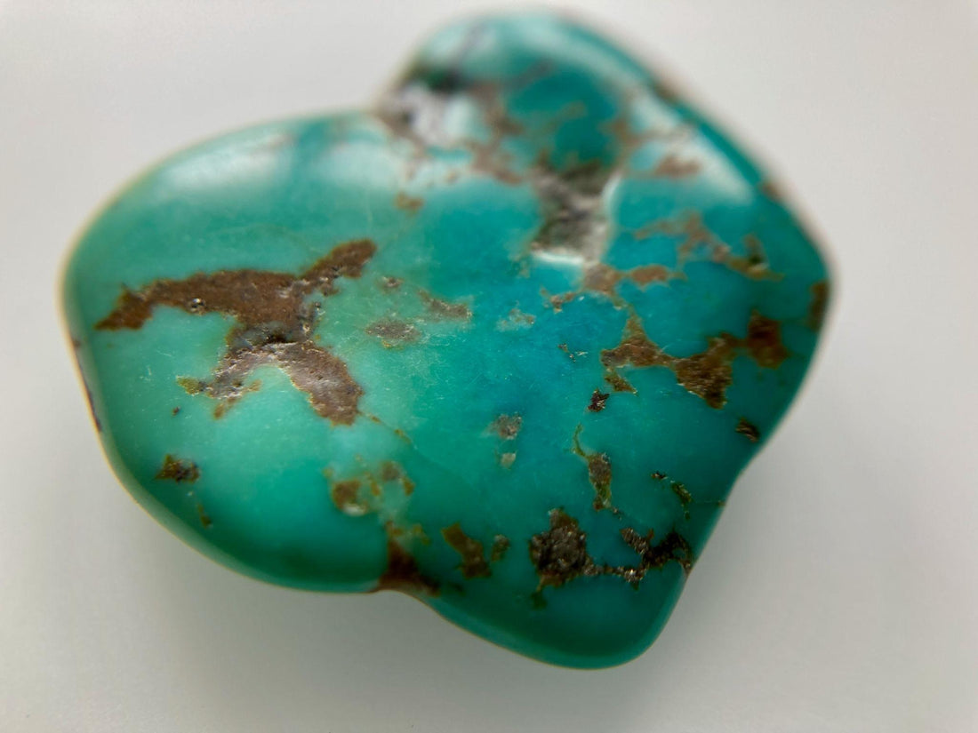 Turquoise Stone Guide: Identification, Value & Real vs Fake