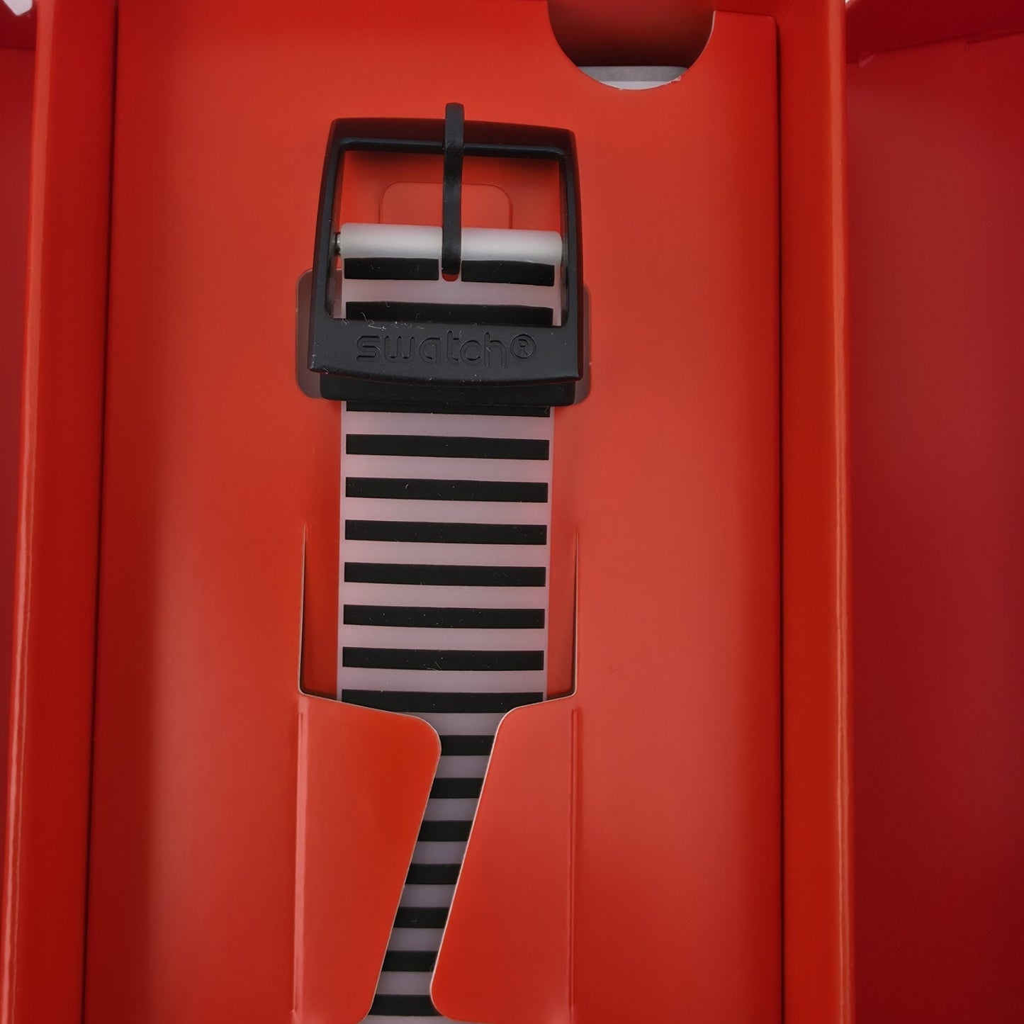 NEW Swatch MASKARA Skeleton Clear Dial Silicone Stripes Watch SUOW122