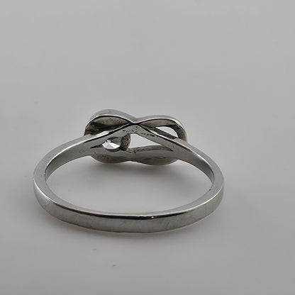 Infinity Knot Ring 925 Sterling Silver CZ Solitaire Size 6.5 Minimalist Jewelry