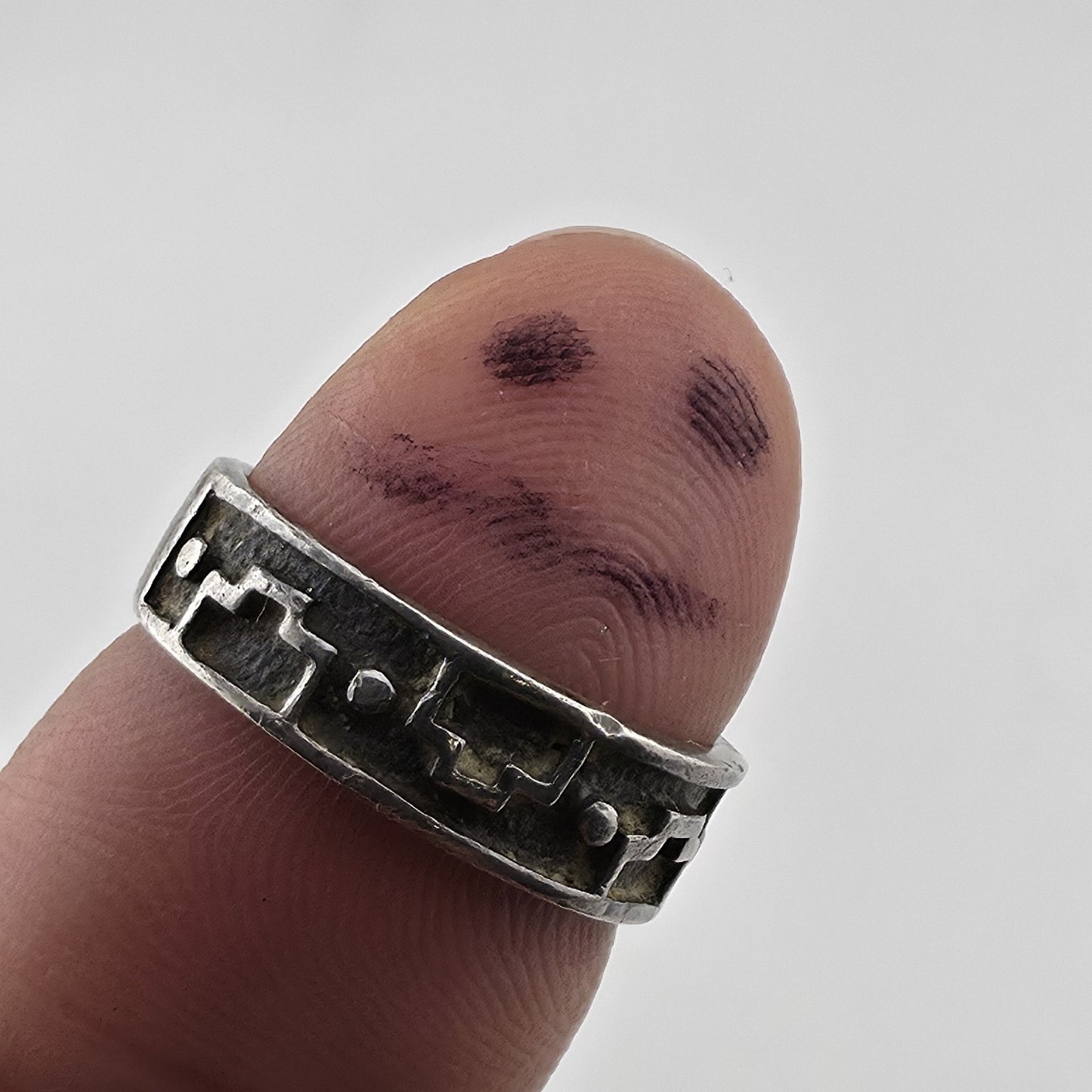 Vintage Sterling Silver Southwestern Band Ring Geometric Pattern Size 5 Jewelry