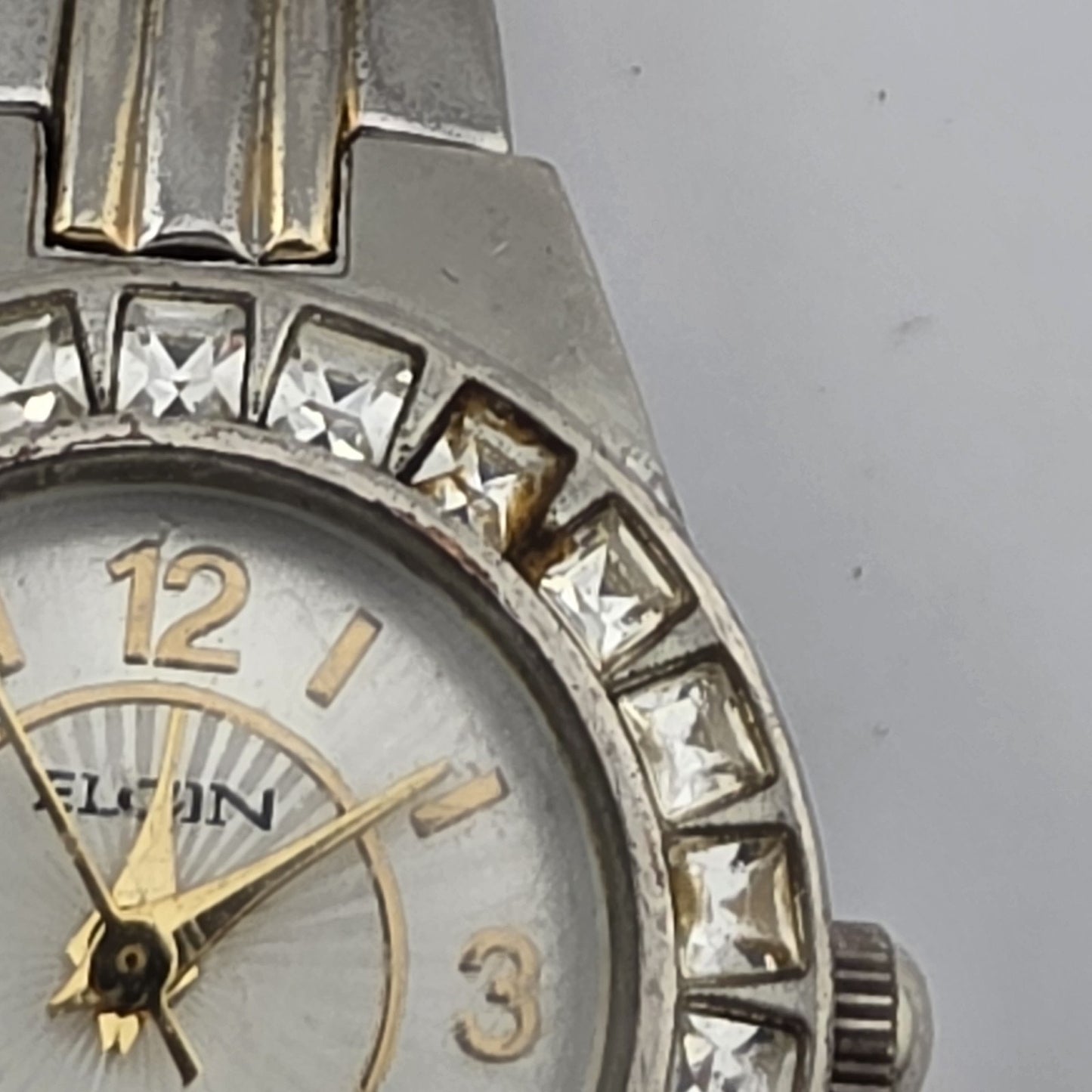Vintage Elgin Ladies Quartz Watch Crystal Bezel Two Tone Bracelet Runs Read
