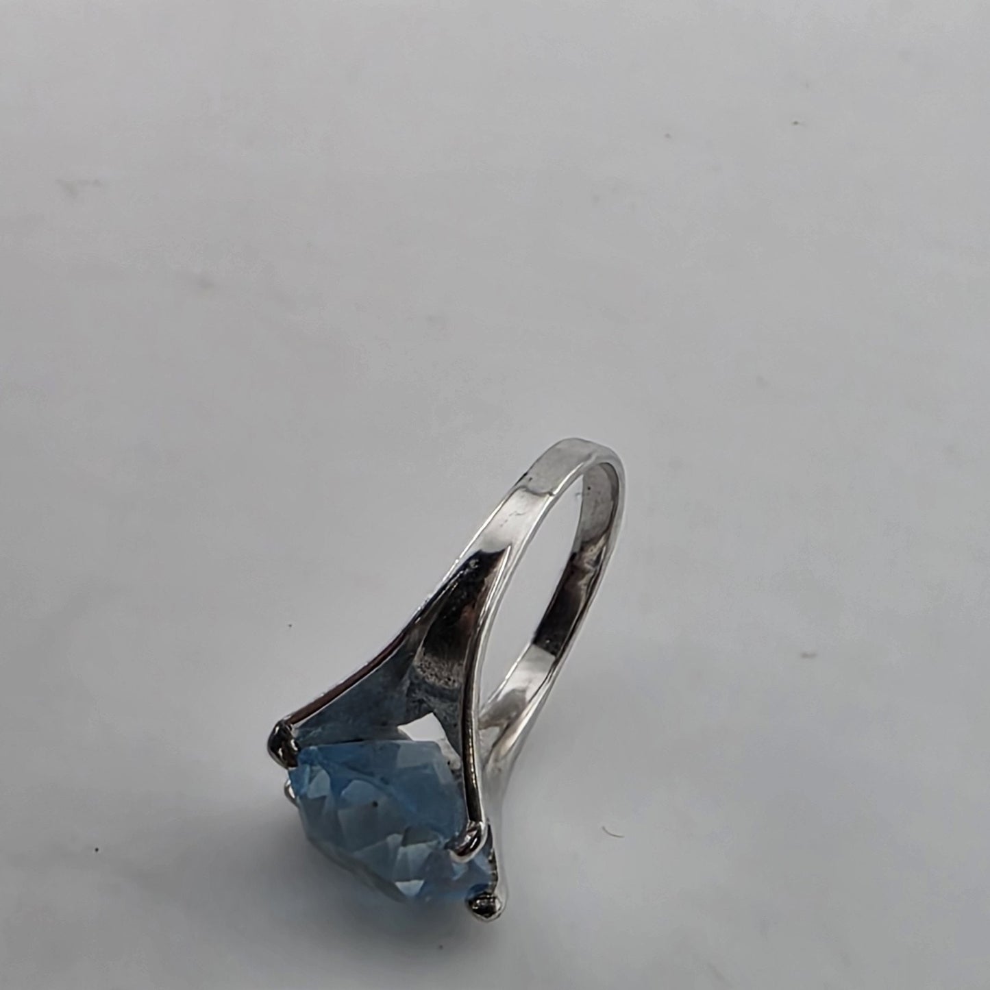 Silver Tone Ring Large Blue Stone Statement Size 5 Fashion Jewelry