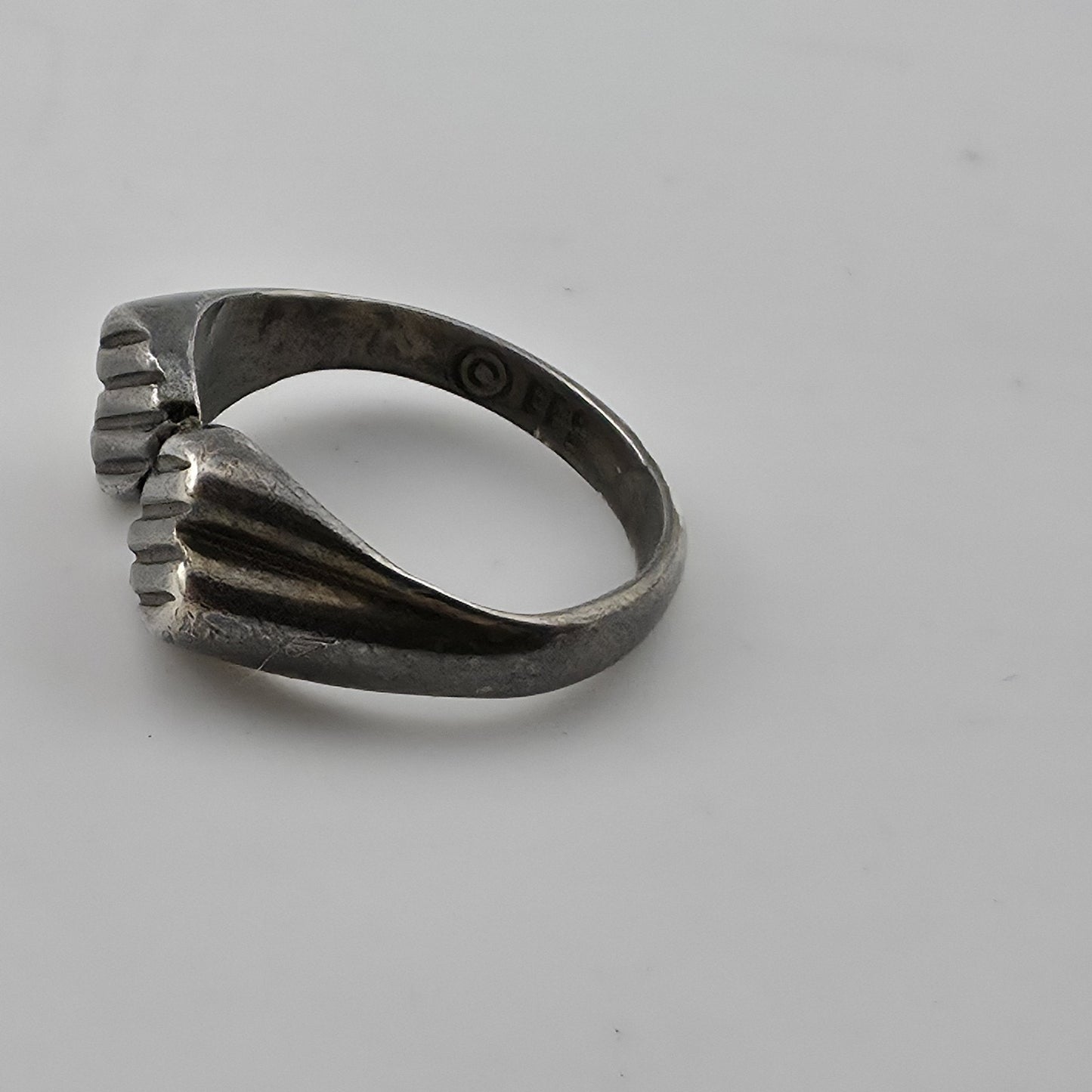 Sterling Silver Double Heart Ring Ribbed Design EFS 925 Sz 6.5 Vintage modernist