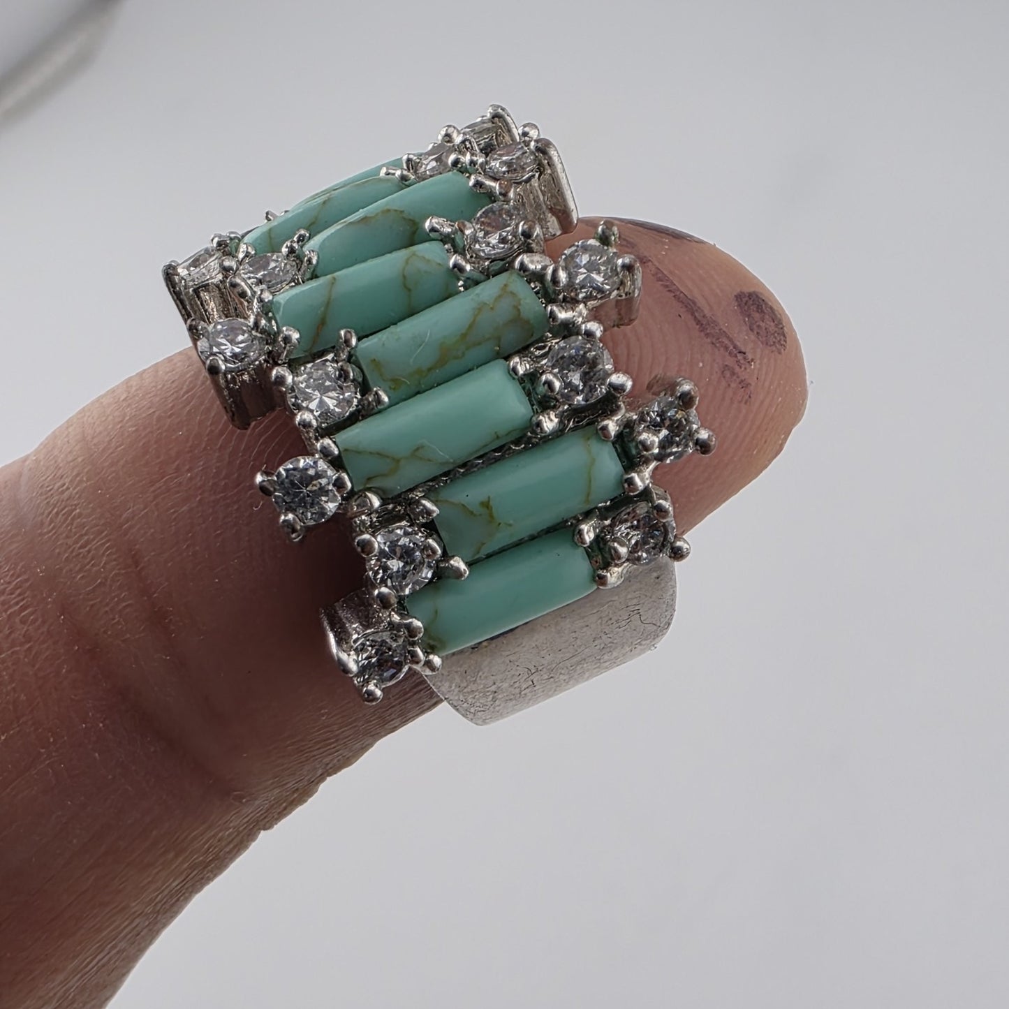Silver Tone Faux Turquoise & Clear Stone Statement Ring Size 8 Costume fashion