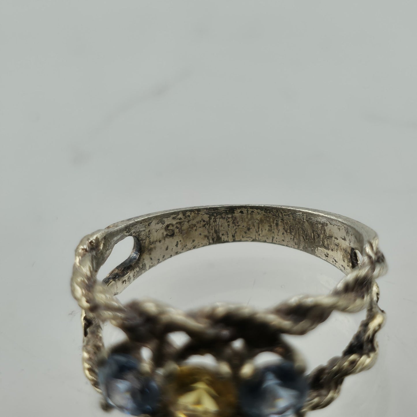 Vintage Sterling Silver Three Stone Ring Size 6.25Mother Grandmother Rope Ring
