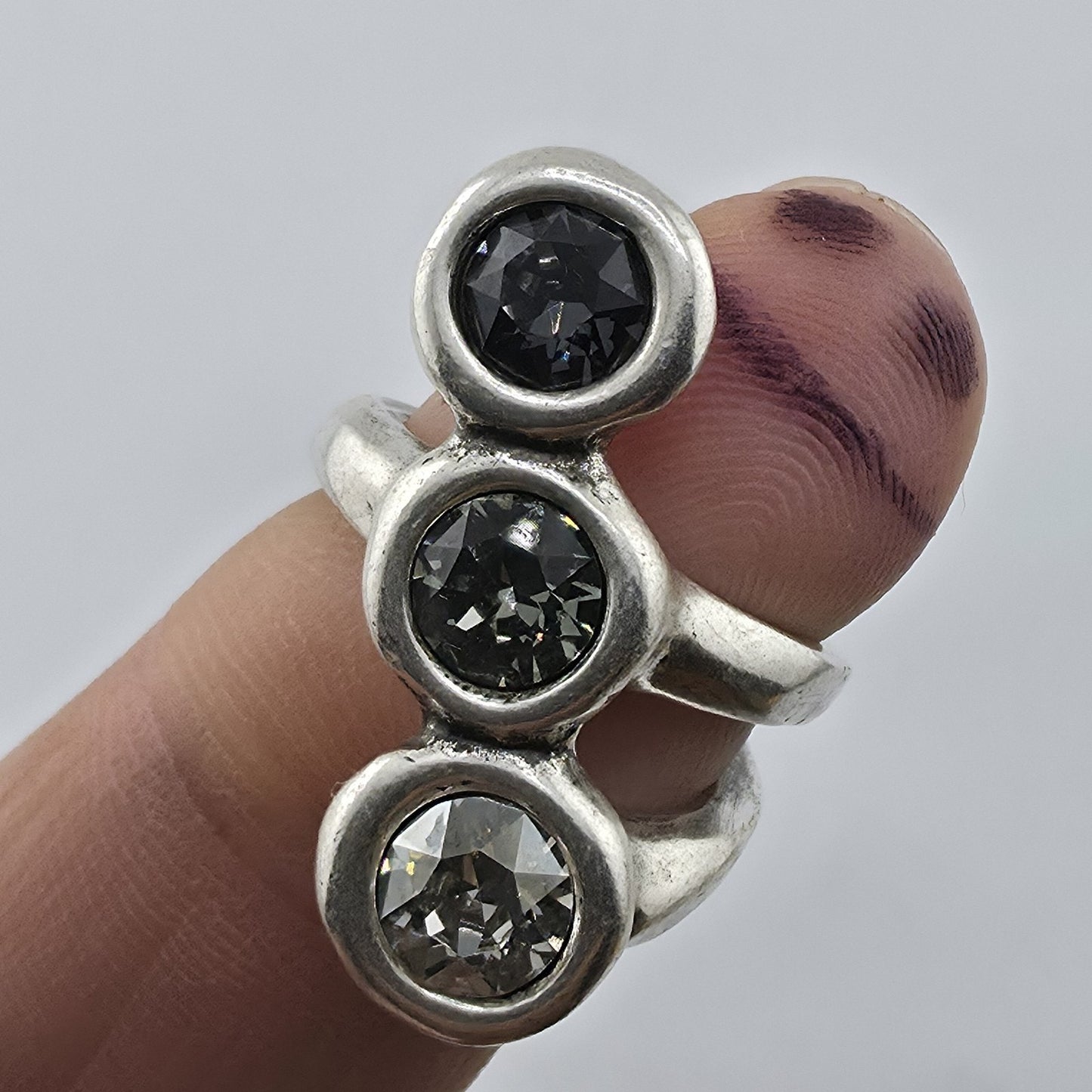 UNOde50 Sterling Silver Triple Crystal Ring Size 6.25 handmade Spain Alterego