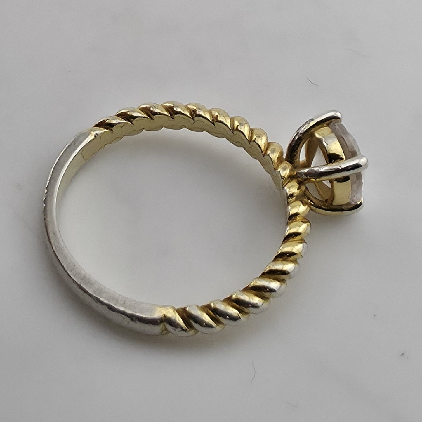 GOLD TONE