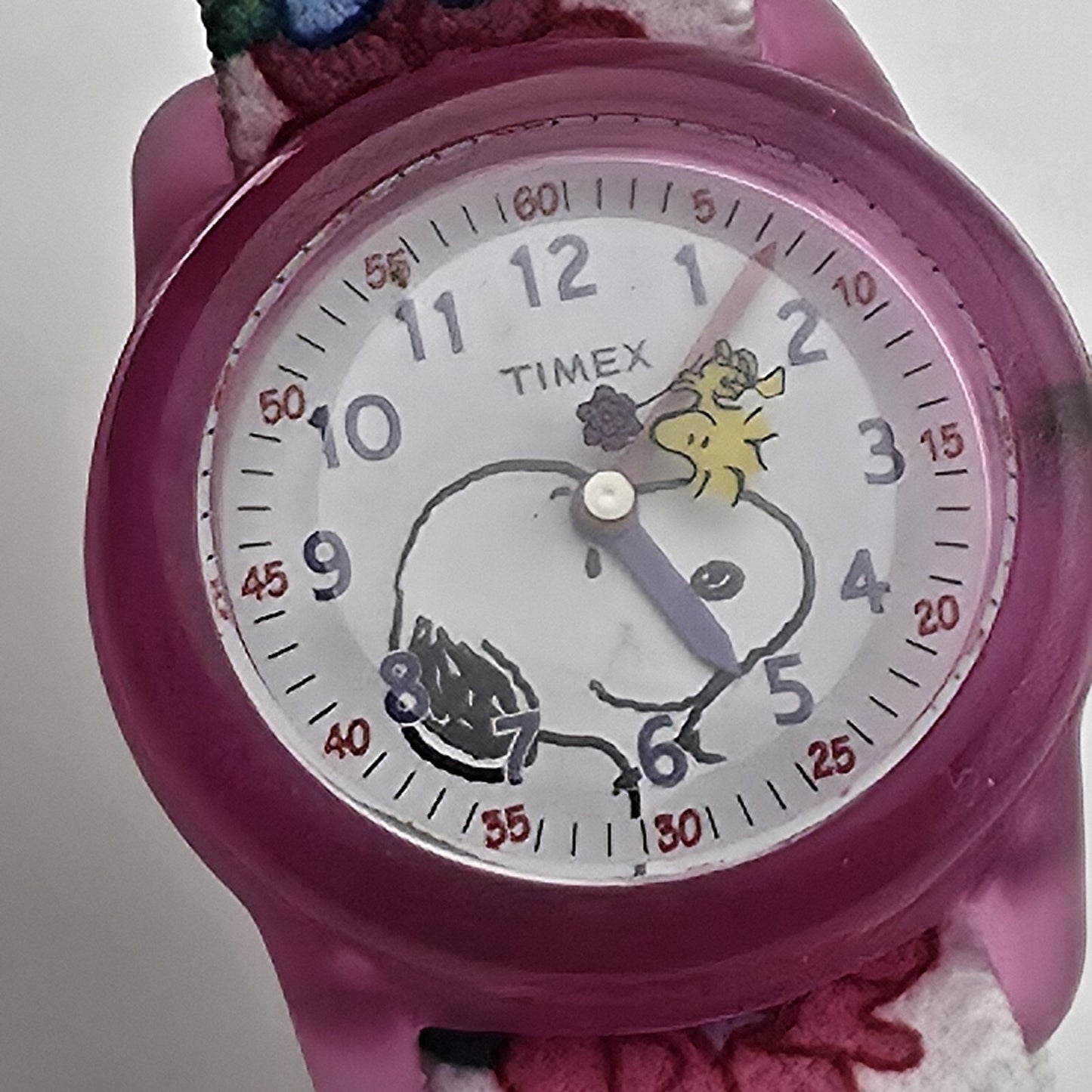Timex TW2R41700 Time Machines Peanuts Collection Snoopy/Floral Pink Analog Watch