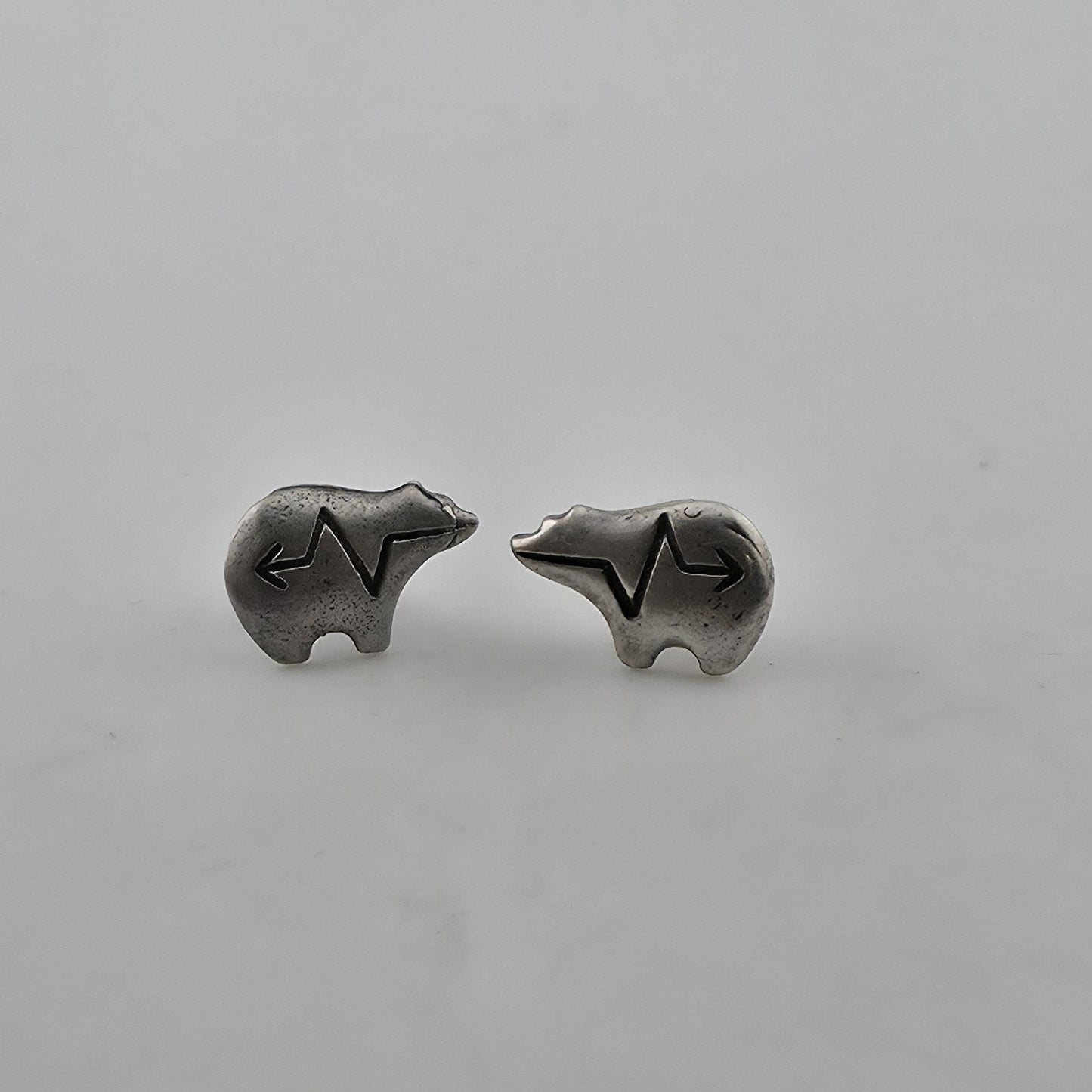 Vintage 925 Sterling Silver Bear Stud Earrings Southwest Native Animal Totem
