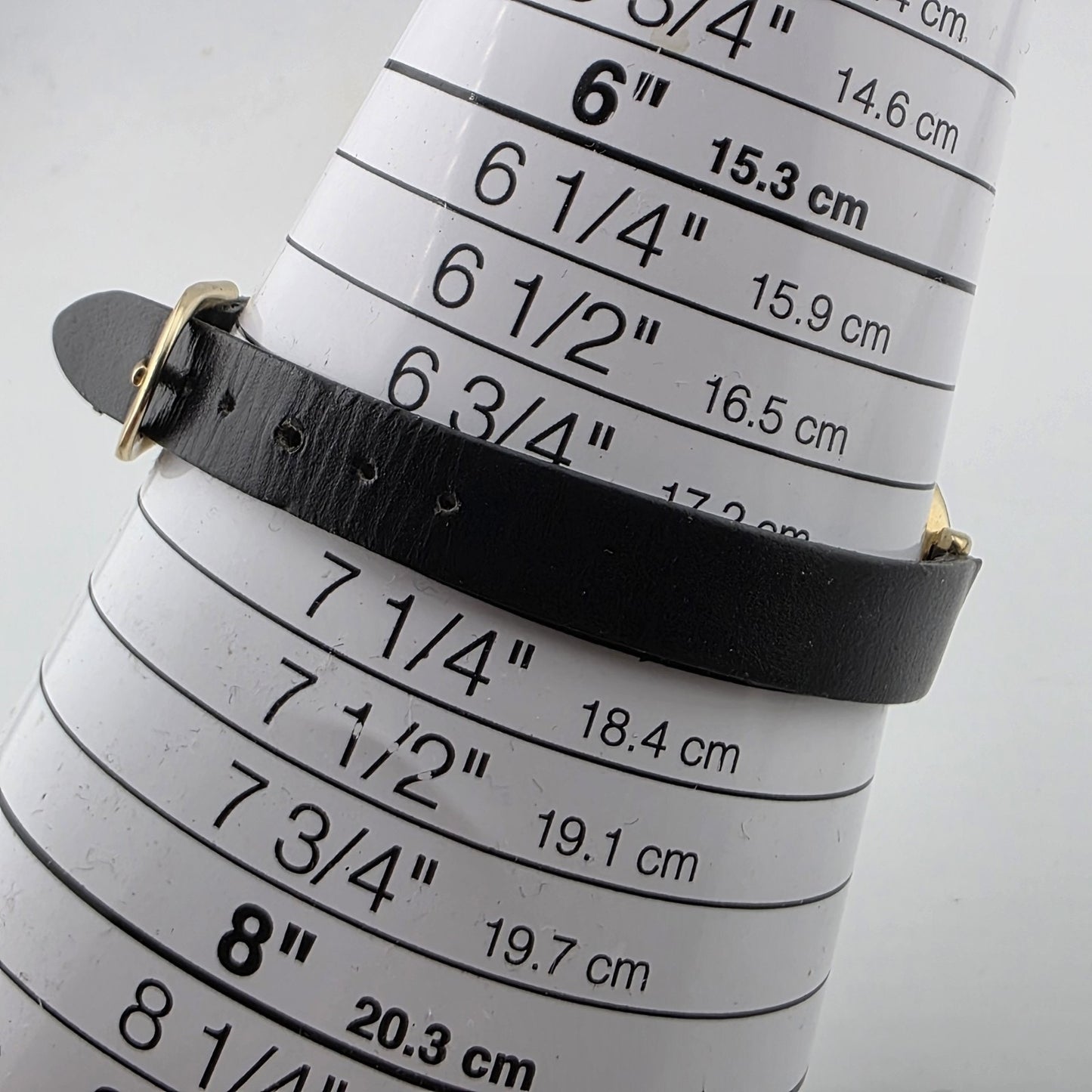Vintage Timex Quartz Women's Gold Tone Dress Watch Black Strap Runs 6.75 Wrist