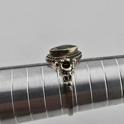 Vintage Sterling Silver 925 Green Stone Ring Marquise Filigree Size 7 Jewelry
