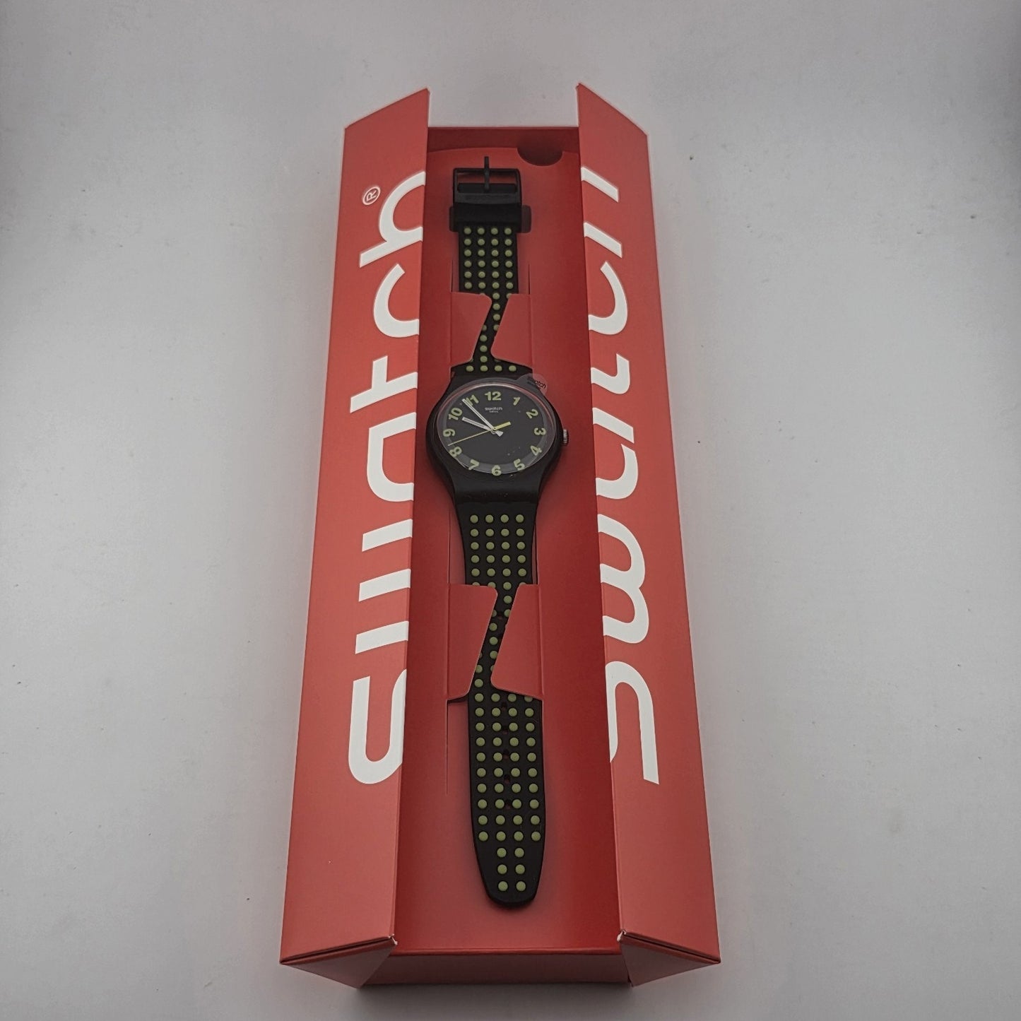Swatch Punti Gialli Black Silicone Watch Green 3D Dots New In Box