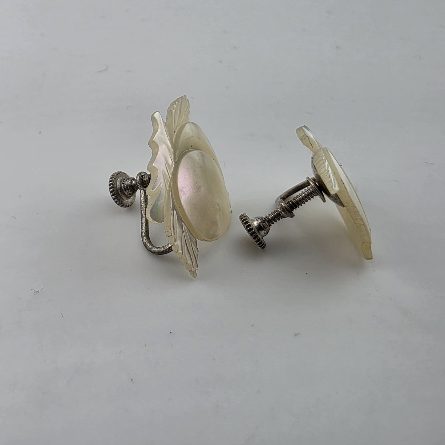Vintage Sterling Silver Mother Of Pearl Screw Back Earrings Floral Leaf Shell