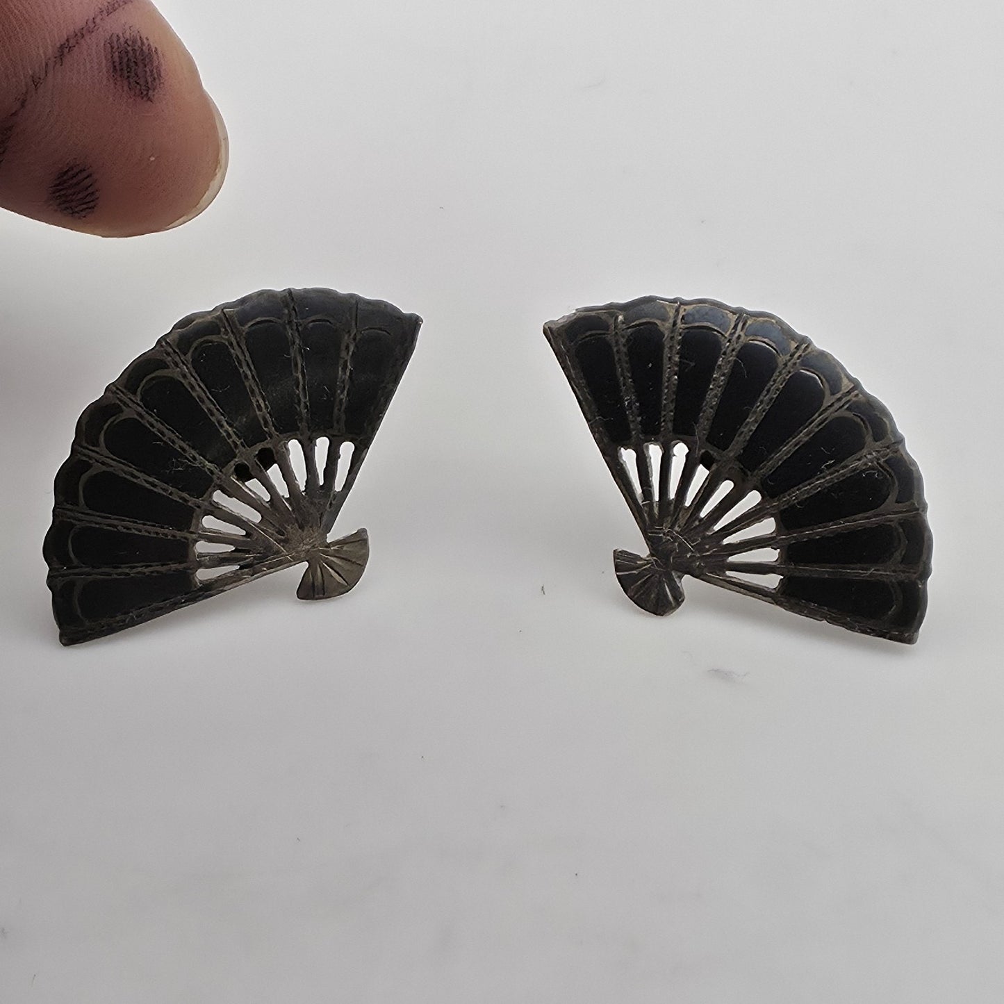 Vintage Siam Sterling Silver Niello Fan Screw Back Earrings Made In Siam Thai