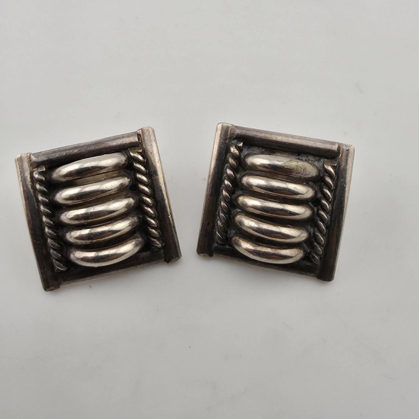 Priscilla Apache PA Sterling Silver Ribbed Cable Stud Earrings Southwest Navajo