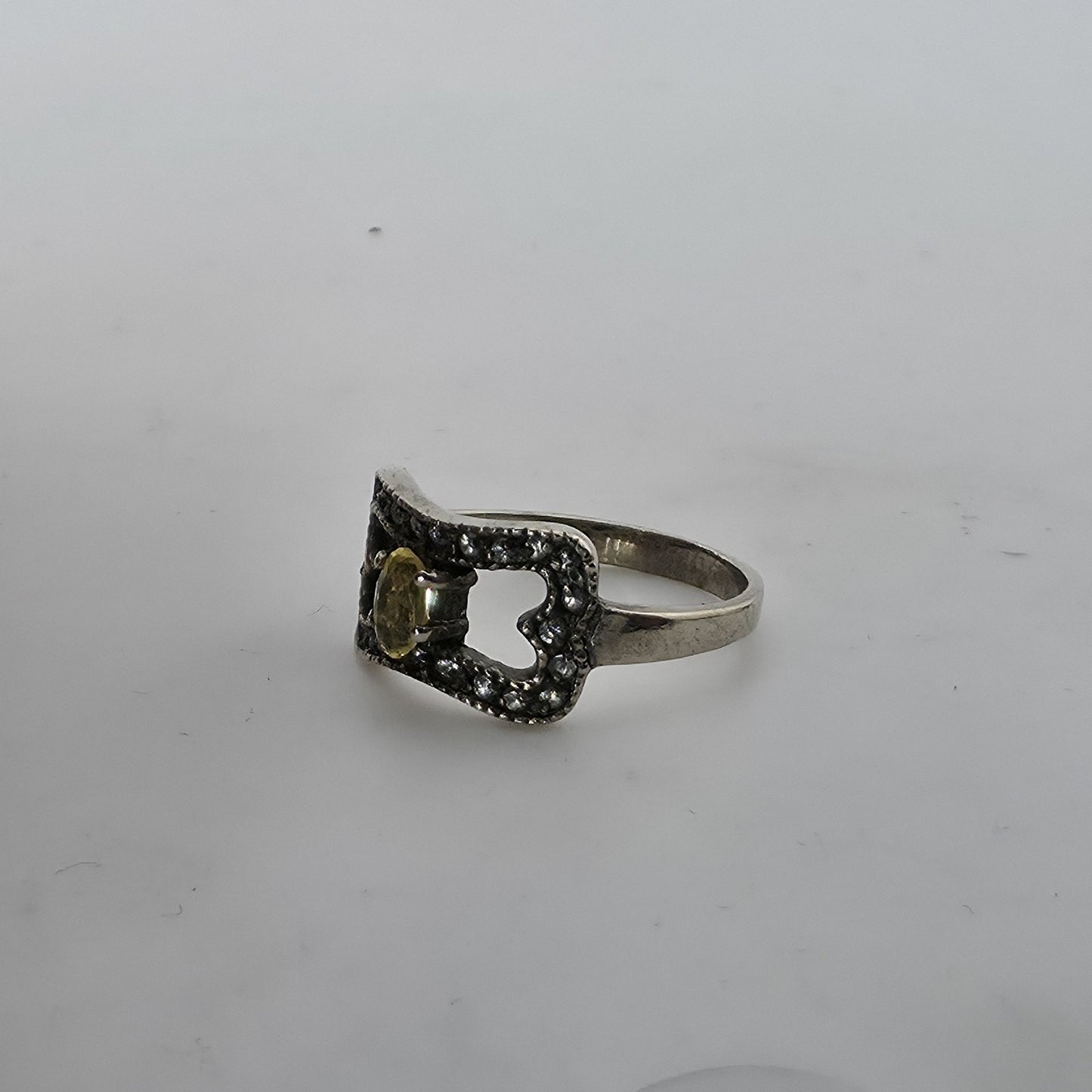 925 Sterling Silver Yellow Stone Open Bow Ring Vintage Gothic Size 6 Jewelry