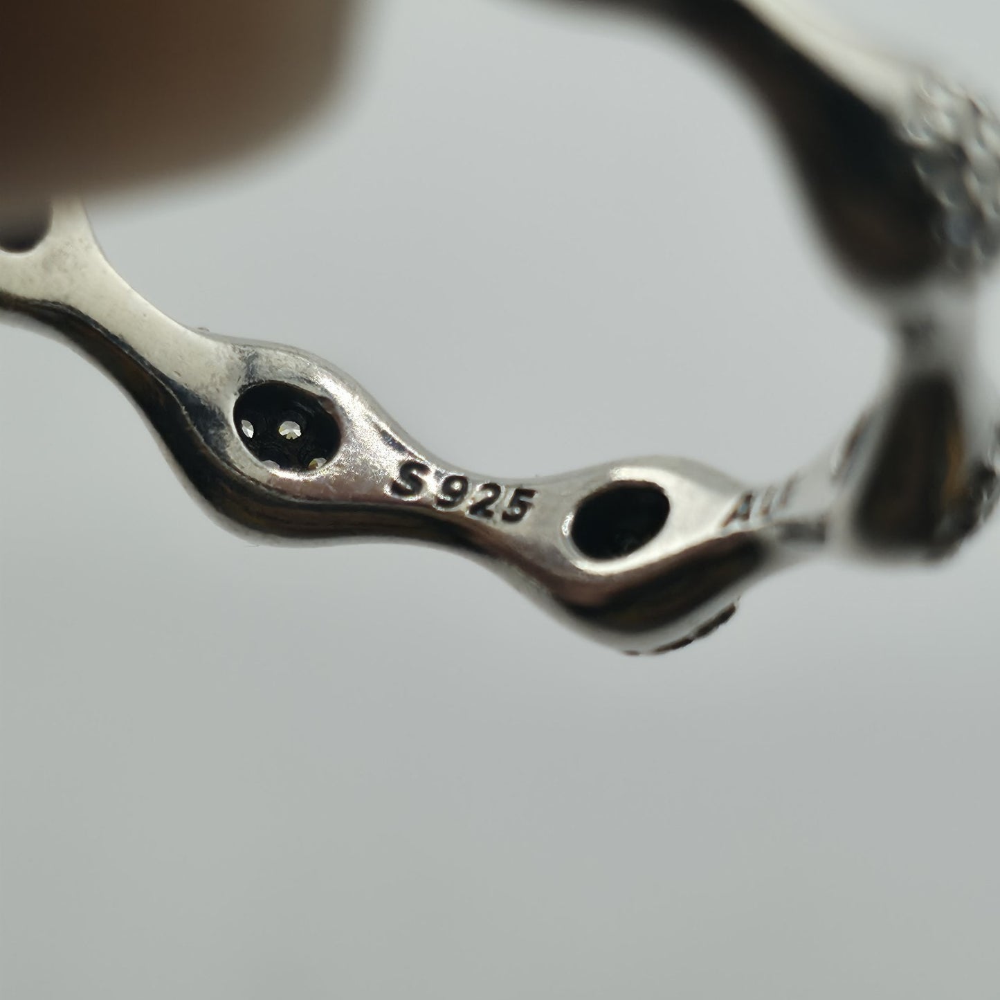 Pandora Pave LovePods Ring Size 9 Sterling Silver CZ Modern Designer 925 ALE