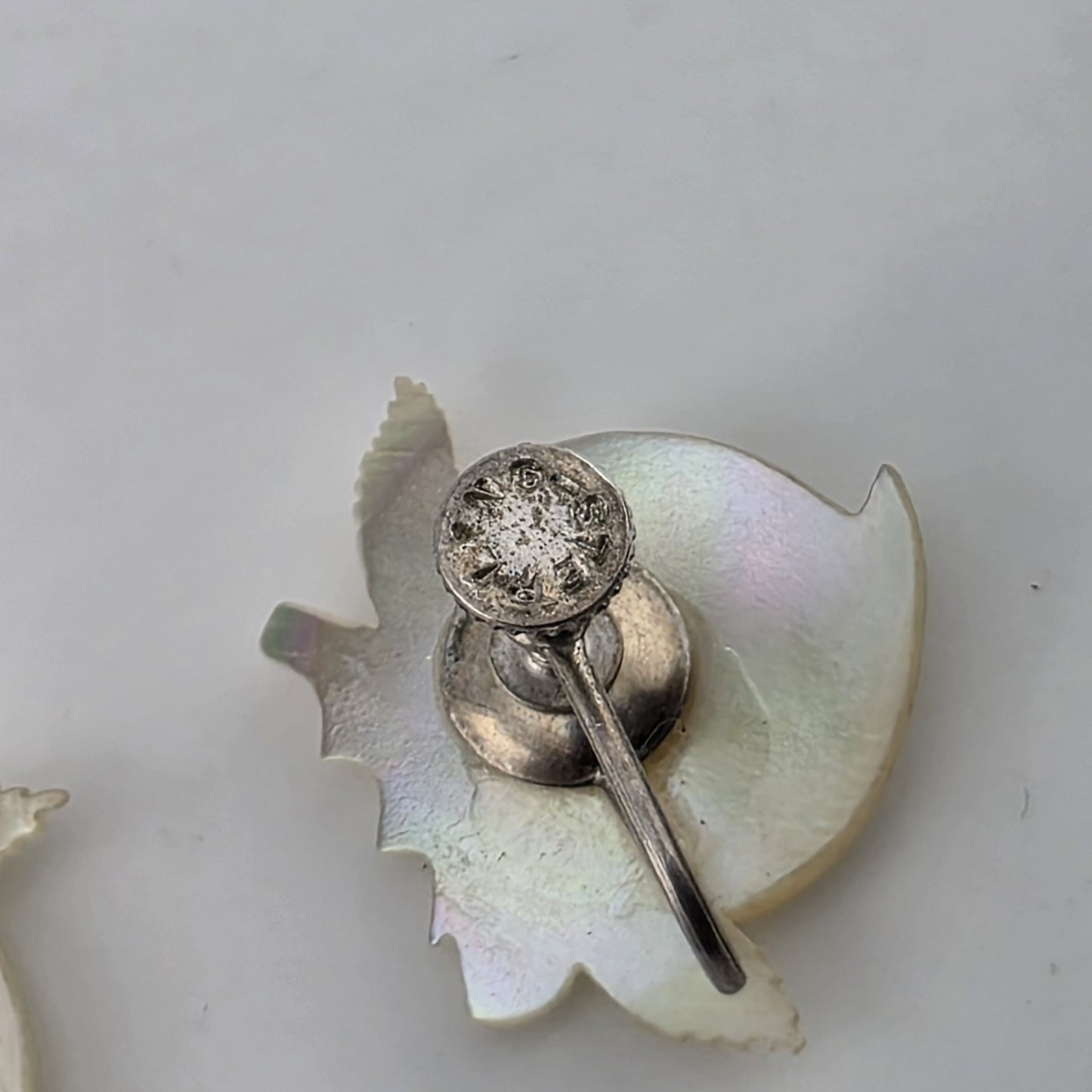 Vintage Sterling Silver Mother Of Pearl Screw Back Earrings Floral Leaf Shell